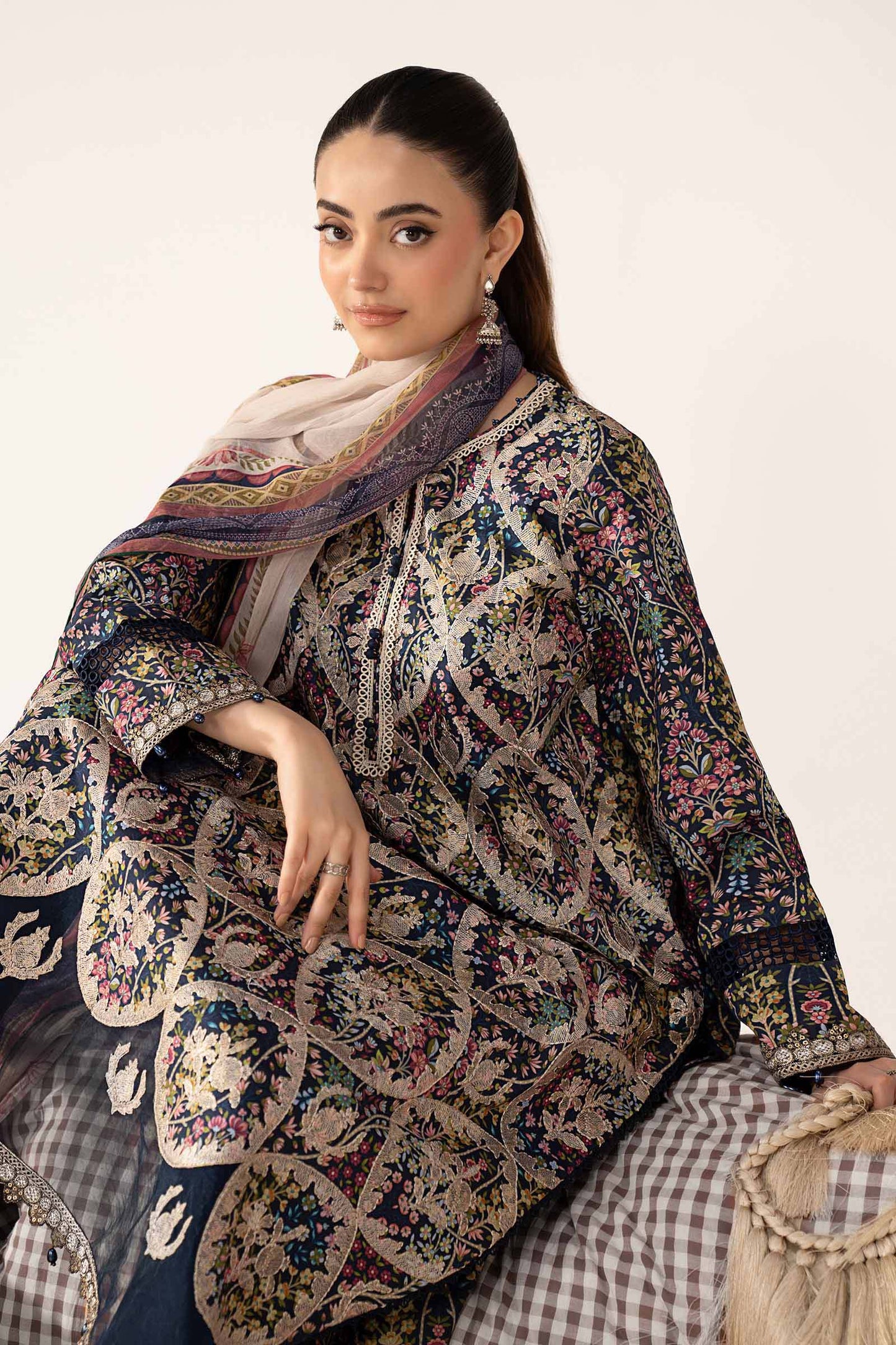 3 Piece Embroidered Lawn Suit - MPS-3003-B-Medium