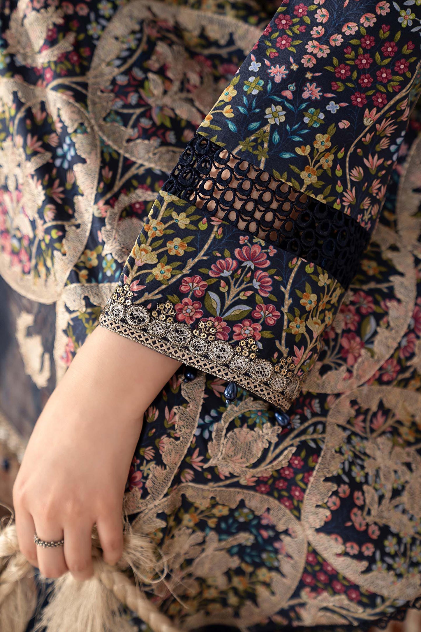 3 Piece Embroidered Lawn Suit - MPS-3003-B-Medium