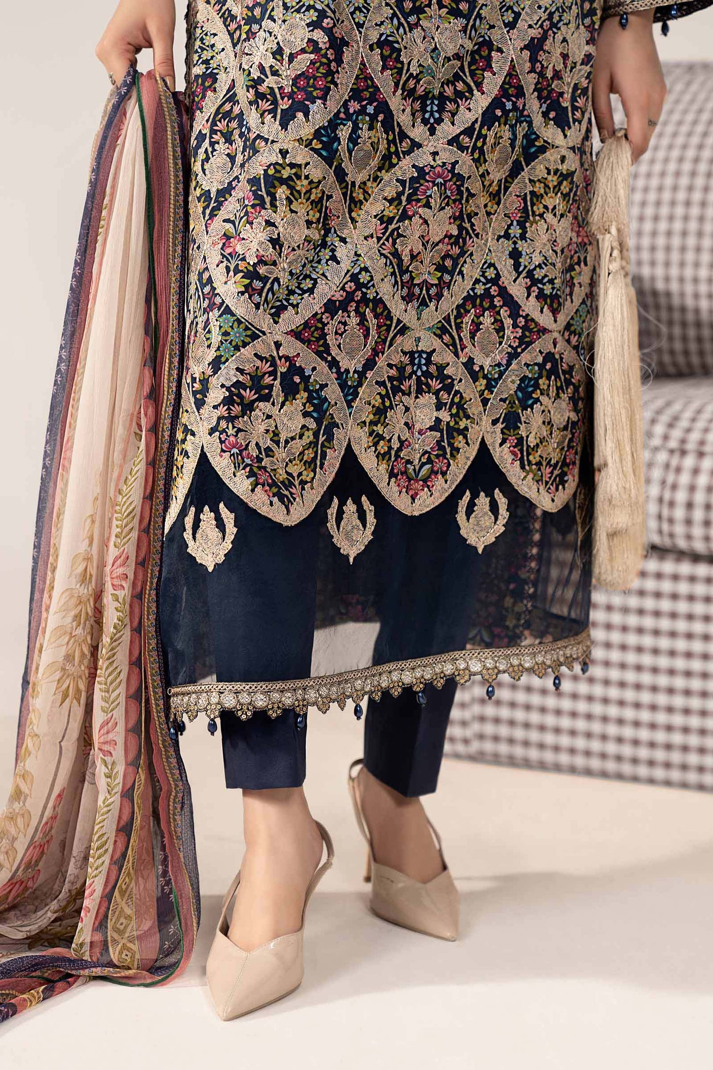 3 Piece Embroidered Lawn Suit - MPS-3003-B-Medium