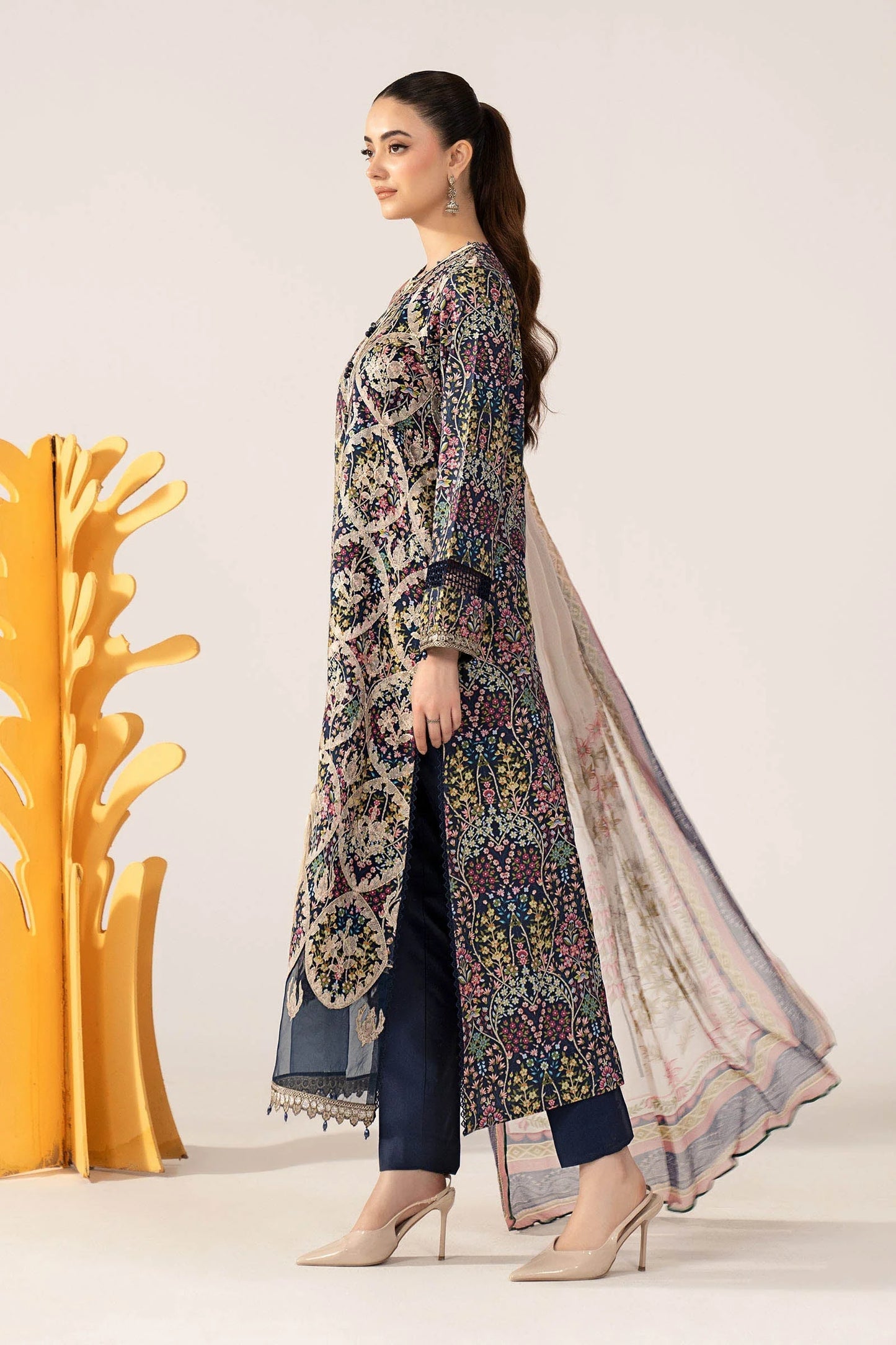 3 Piece Embroidered Lawn Suit - MPS-3003-B-Medium