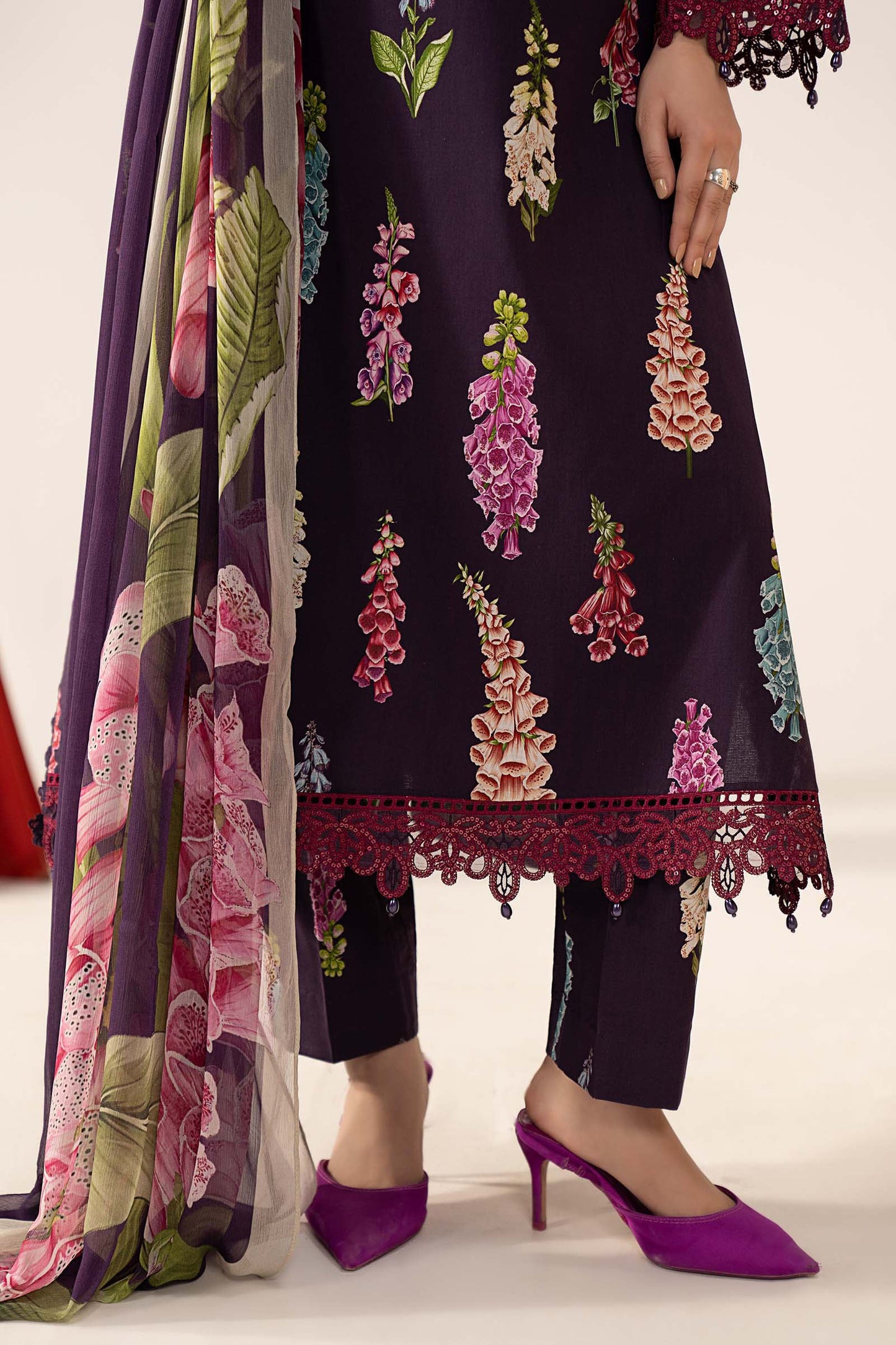 3 Piece Embroidered Lawn Suit - MPS-3005-A-Small