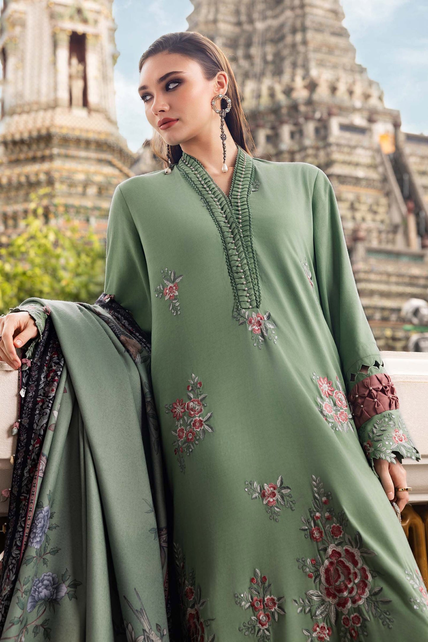 MARIA B Mprints 2025 | Winter Collection | MPT-2808-A