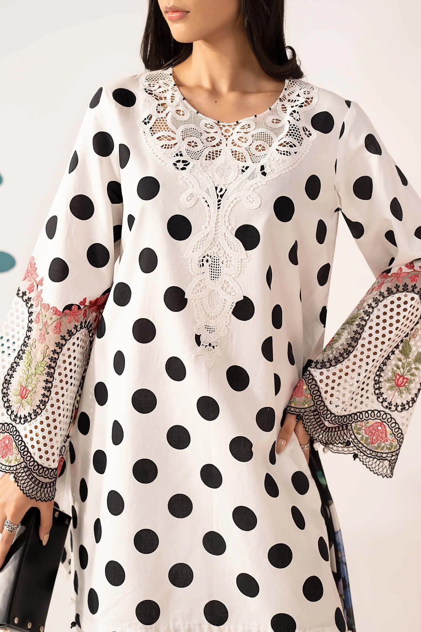3 Piece Embroidered Lawn Suit - MPS-3008-A-Small