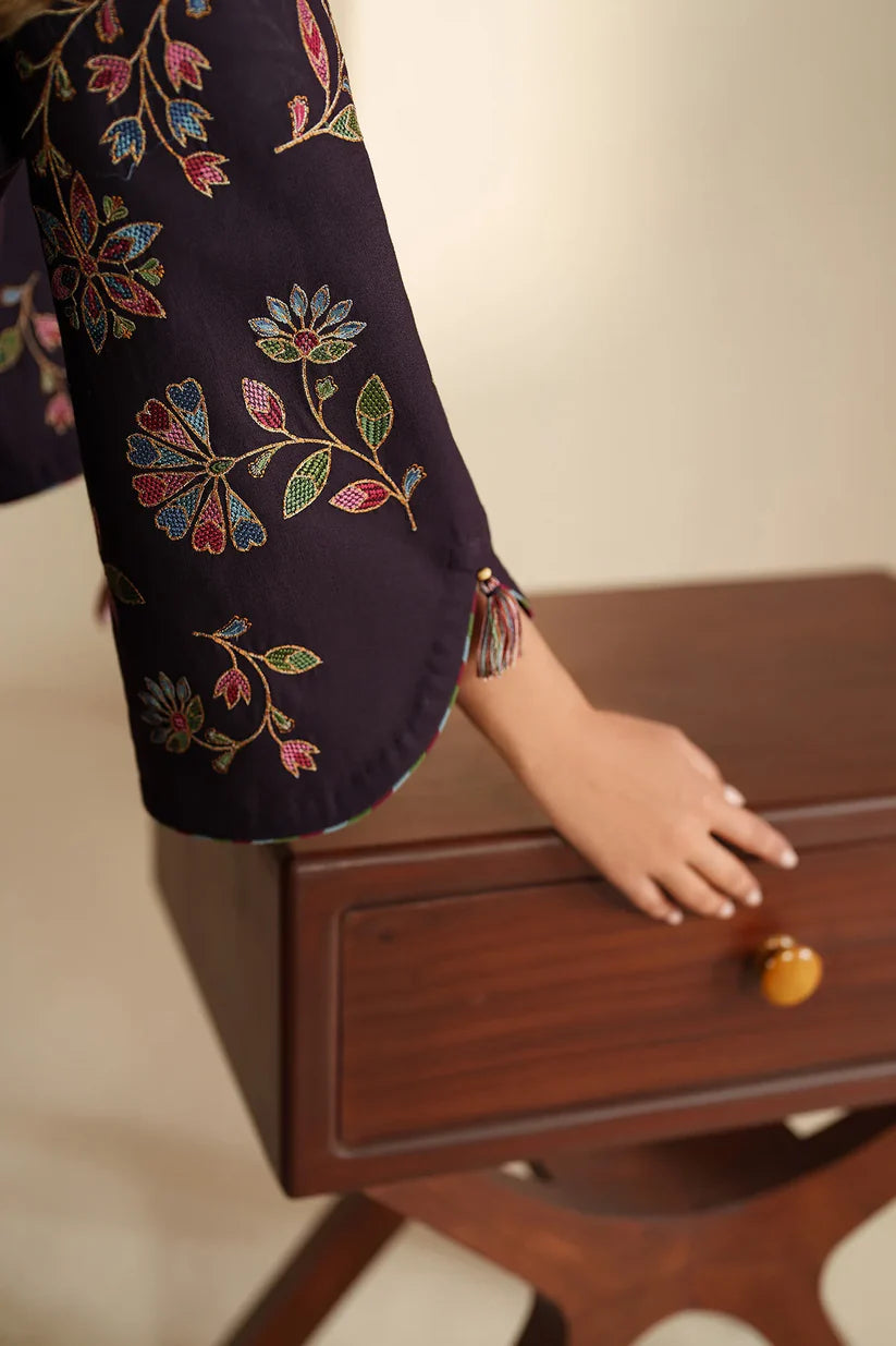 JZ-UW-D0166-0 | EMBROIDERED KHADDAR | Jazmin