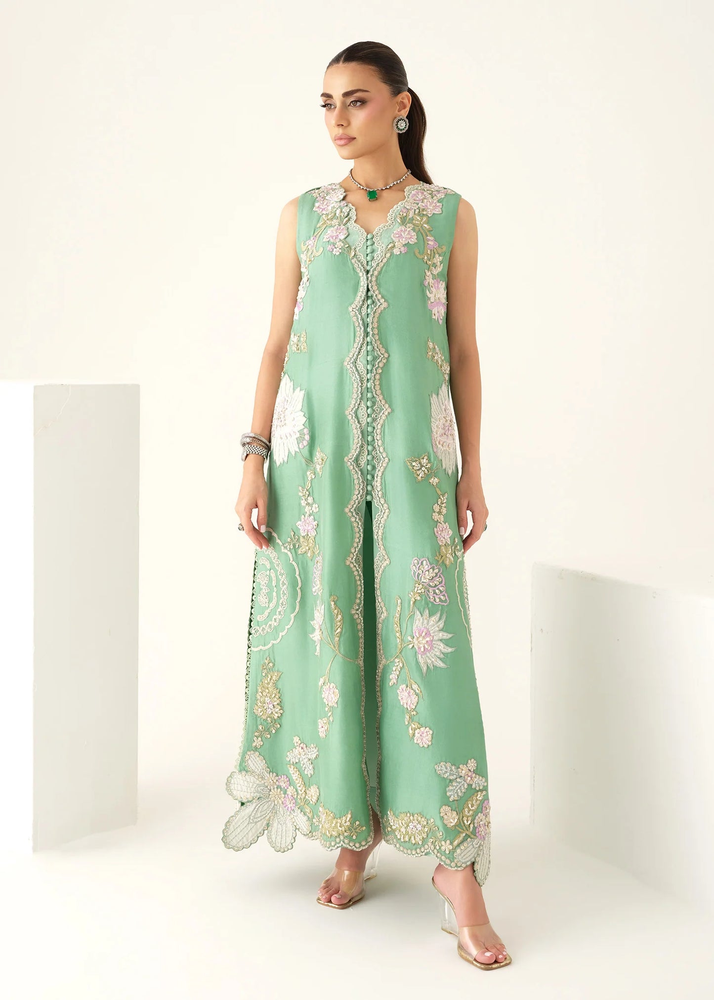 Saira Shakira Nyra Luxury Pret '26 | Seraphine