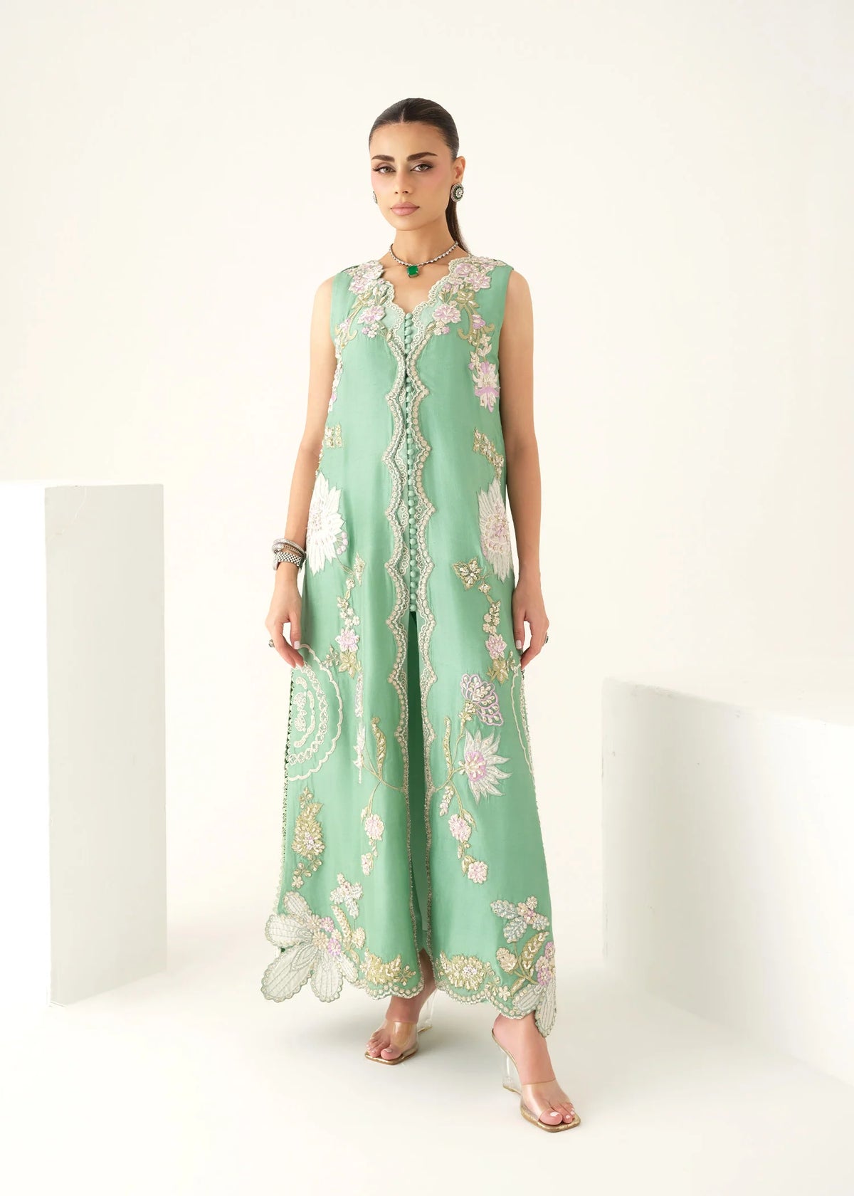 Saira Shakira Nyra Luxury Pret '26 | Seraphine
