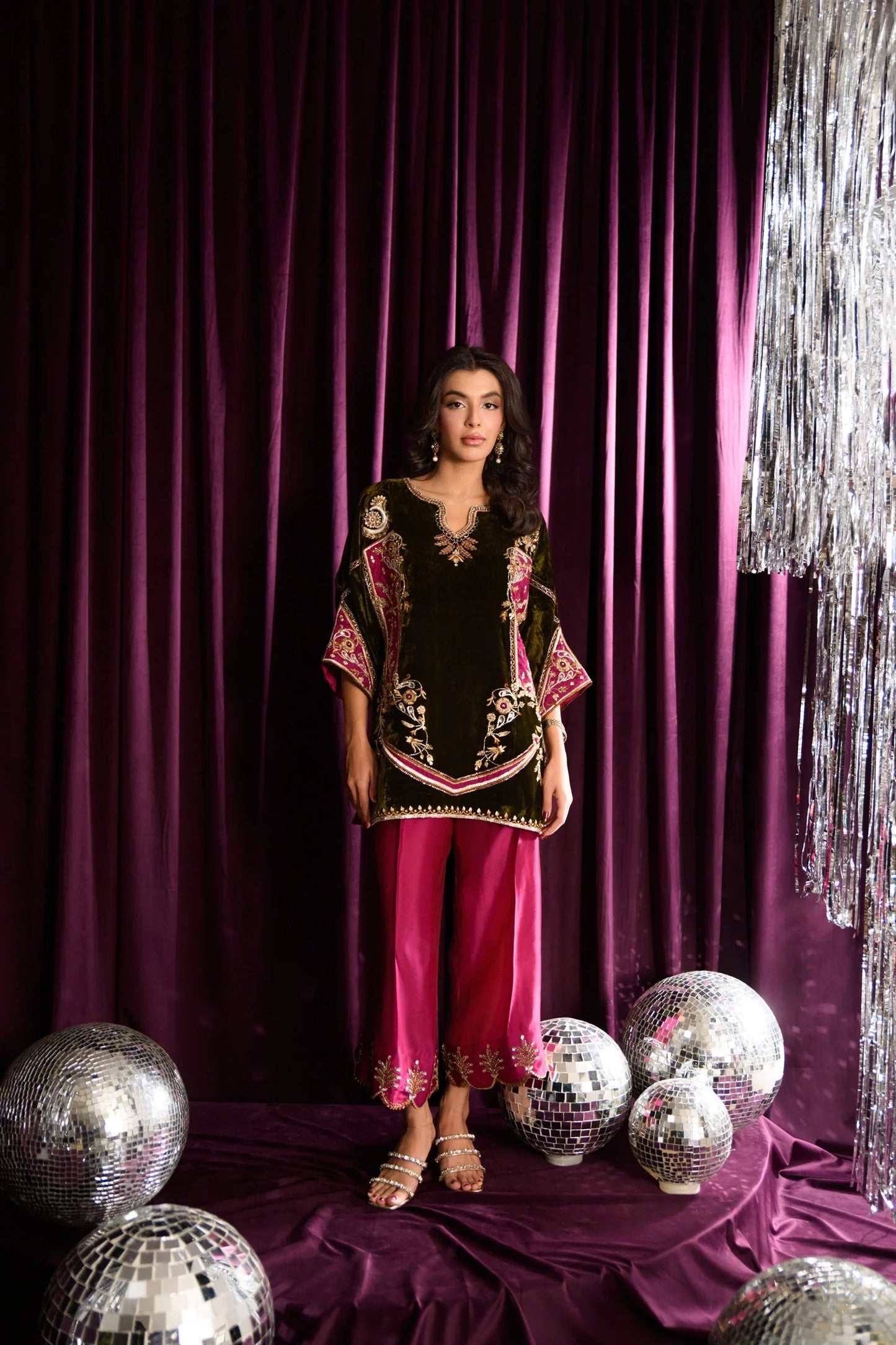 Flairs Studio Mara Velvet Luxe '25 - Zucchini