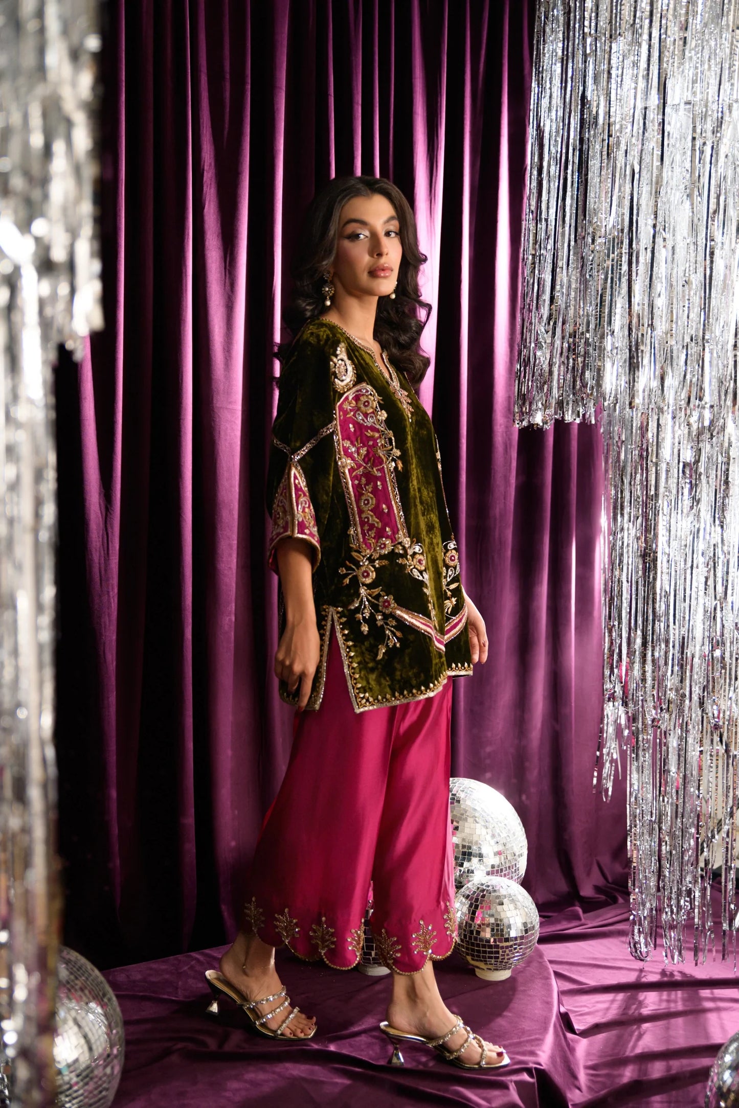 Flairs Studio Mara Velvet Luxe '25 - Zucchini