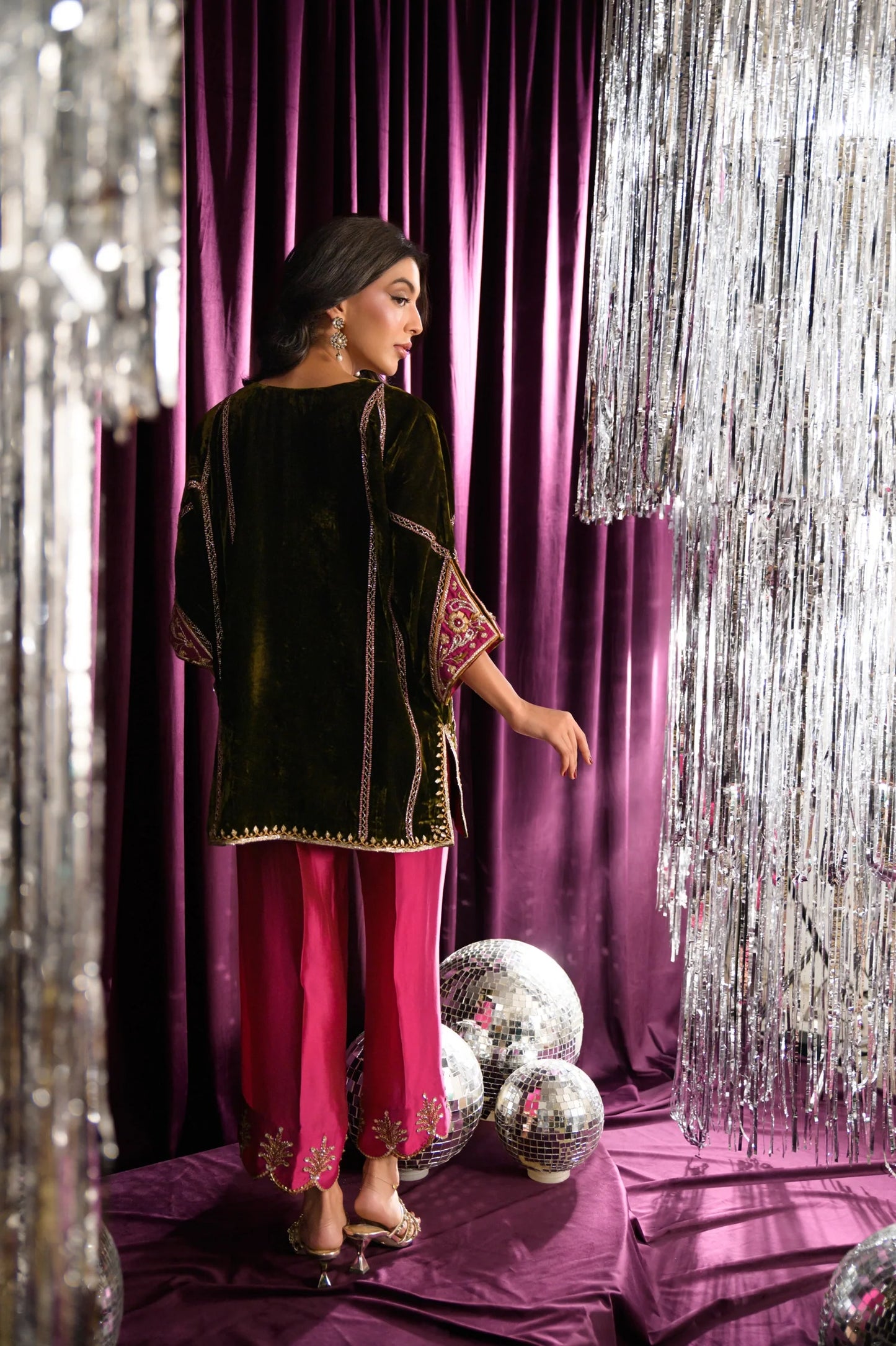 Flairs Studio Mara Velvet Luxe '25 - Zucchini