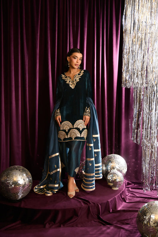 Flairs Studio Mara Velvet Luxe '25 - Blue Bird