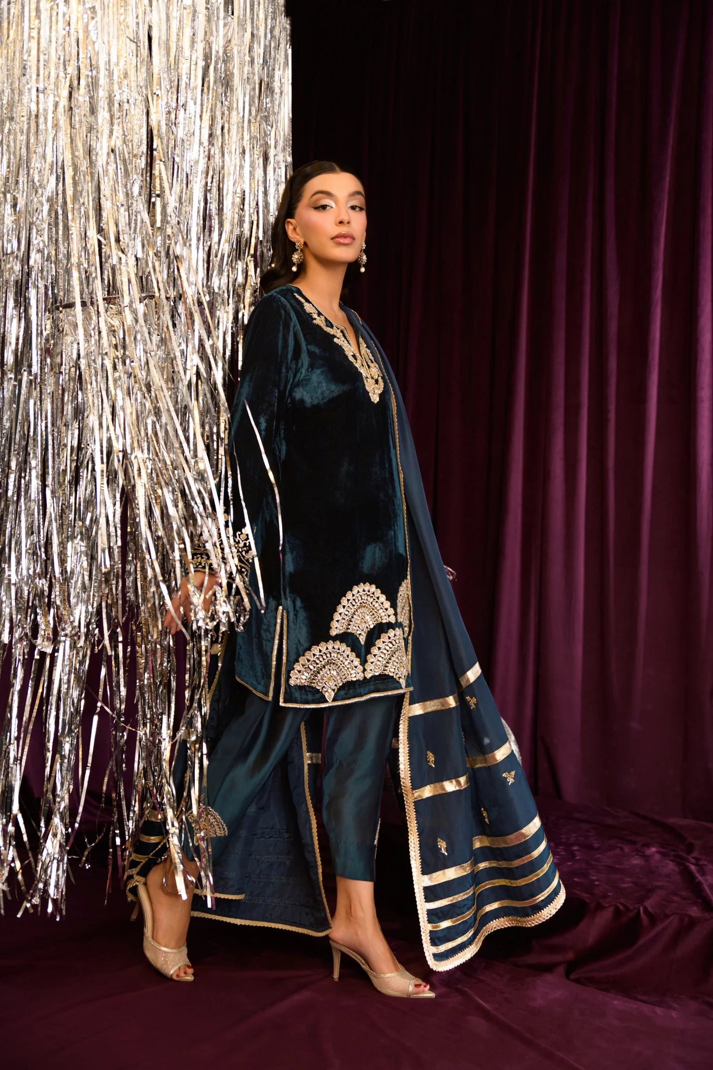 Flairs Studio Mara Velvet Luxe '25 - Blue Bird