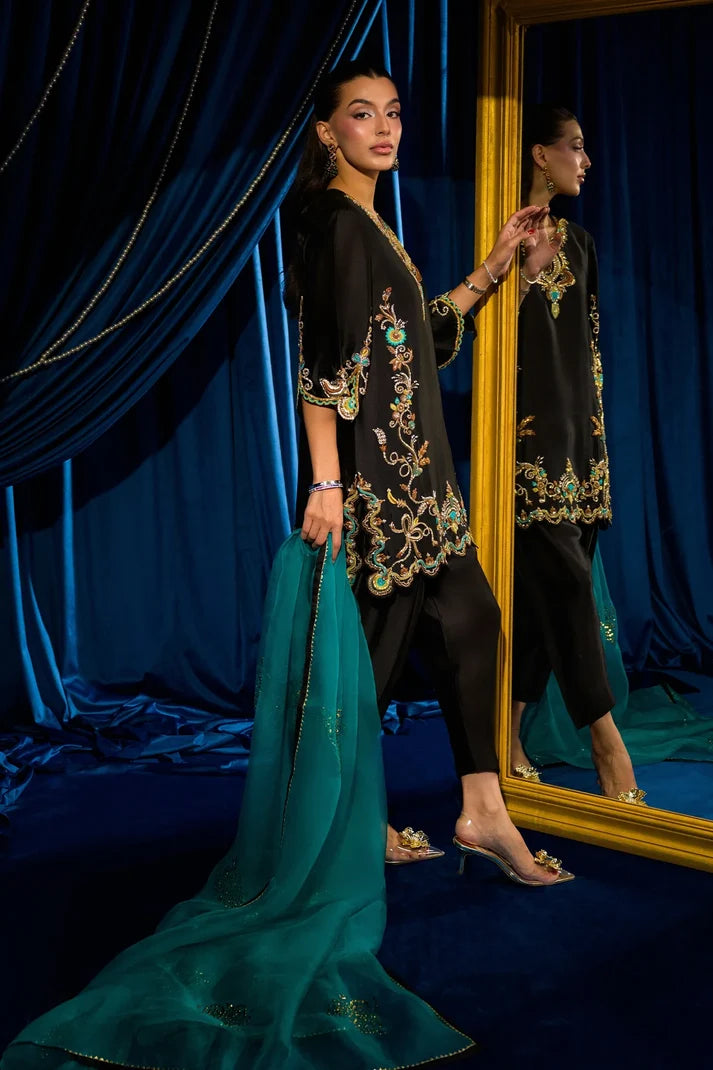 Bella Black | Ayra Festive Formals '26 | Flairs Studio
