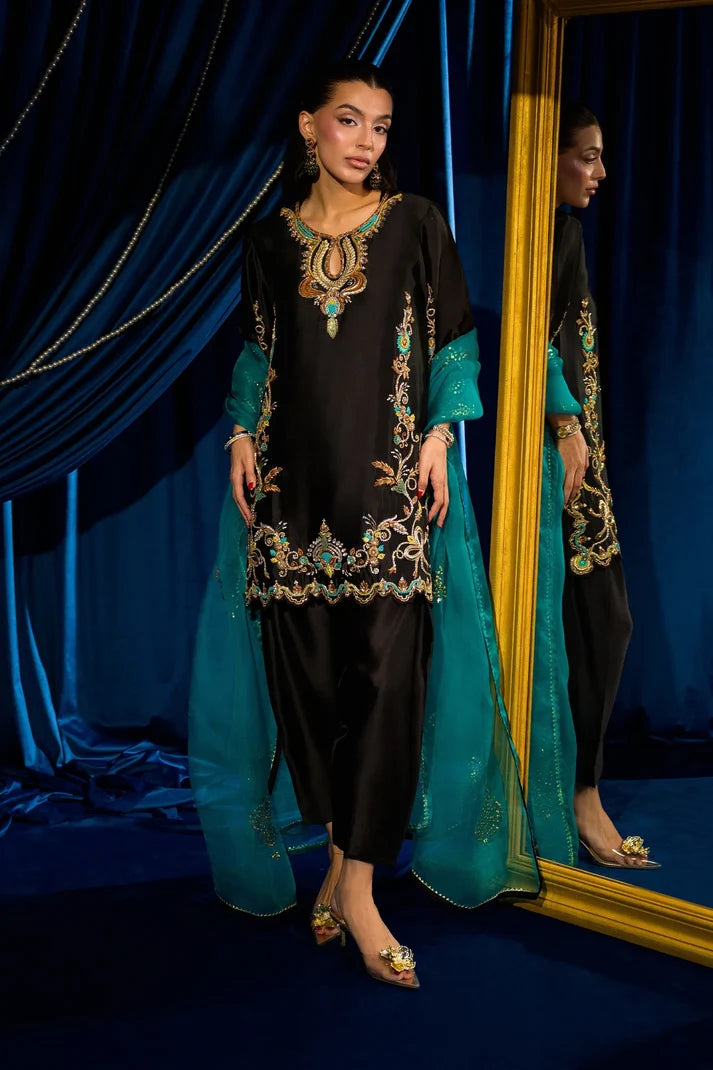 Bella Black | Ayra Festive Formals '26 | Flairs Studio