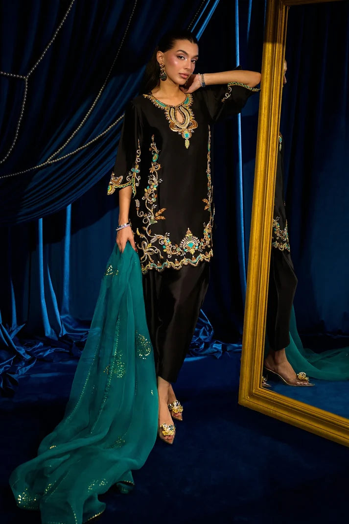 Bella Black | Ayra Festive Formals '26 | Flairs Studio