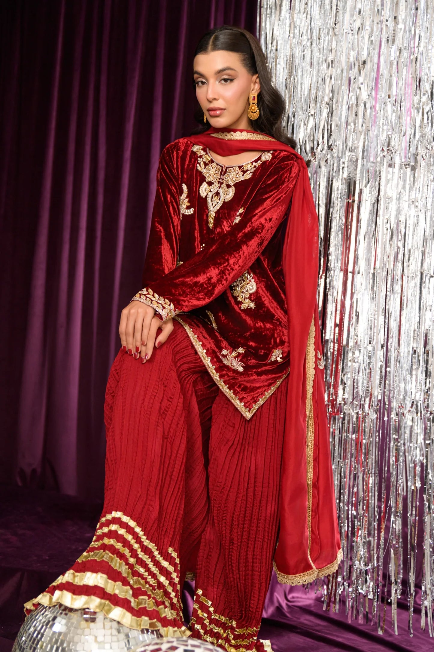 Flairs Studio Mara Velvet Luxe '25 - Cranberry