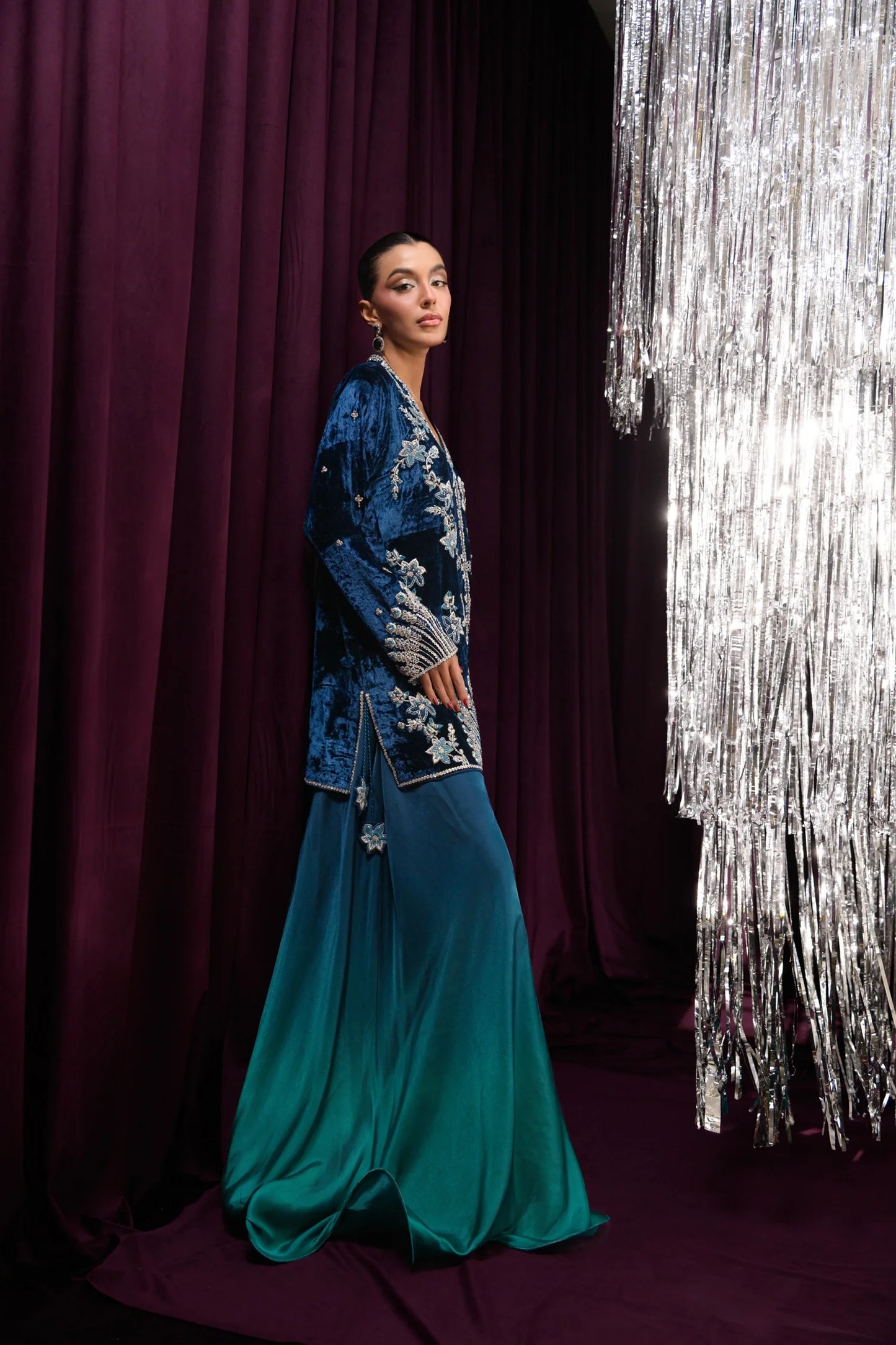 Flairs Studio Mara Velvet Luxe '25 - Oceanic