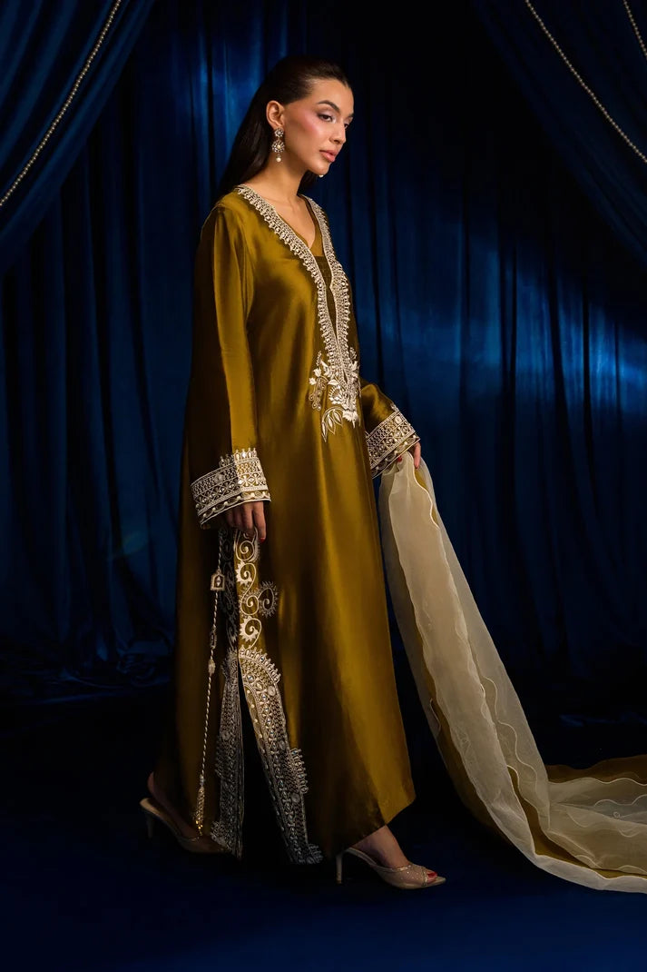 Cally Caramel | Ayra Festive Formals '26 | Flairs Studio