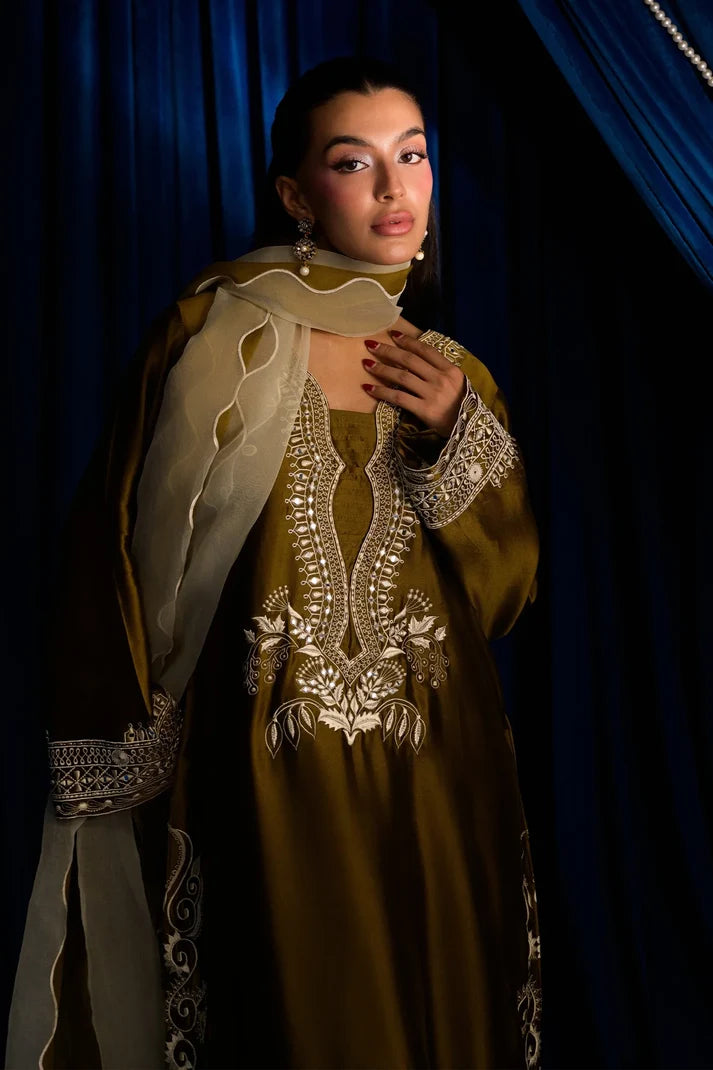 Cally Caramel | Ayra Festive Formals '26 | Flairs Studio