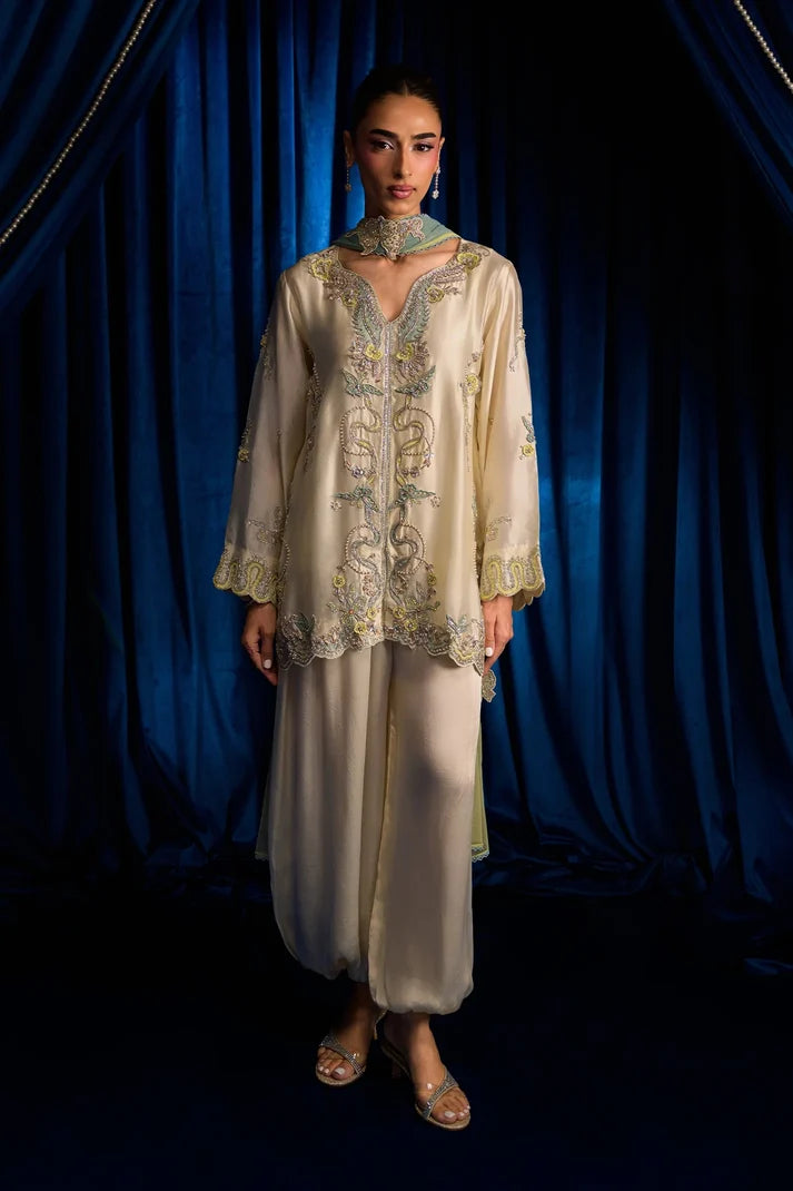 Cream Dream | Ayra Festive Formals '26 | Flairs Studio