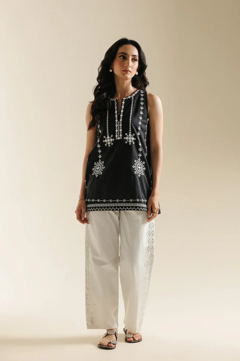 JET BLACK | E0702/119/902 | Boho Look Book | Ethnc