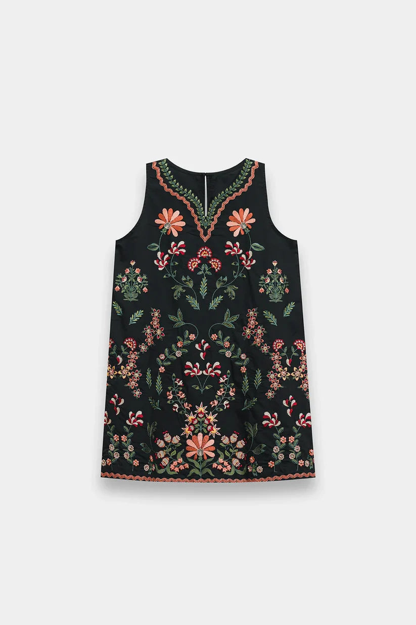 JET BLACK | E0709/119/902 | Boho Look Book | Ethnc