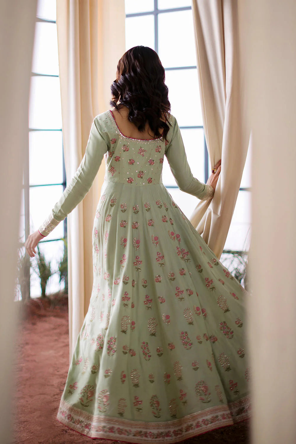 Ethnc Boutique SS '25 - PALE GREEN - E0800/104/130