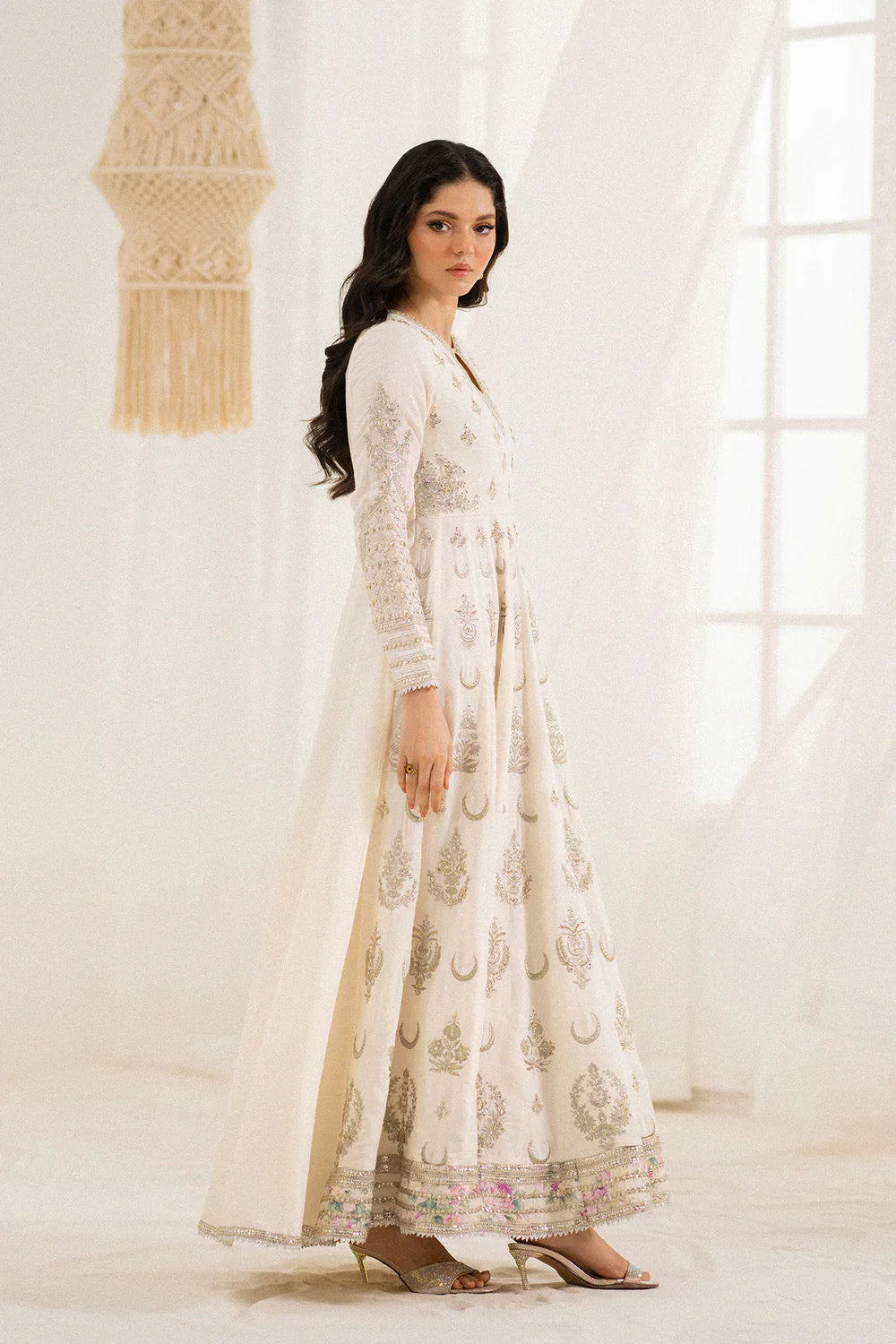 Ethnc Boutique '25 - EMBROIDERED SUIT - E0816/104/002