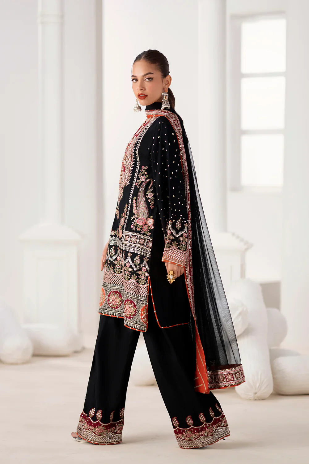 Ethnc Boutique A/W '25 - E0838/104/902