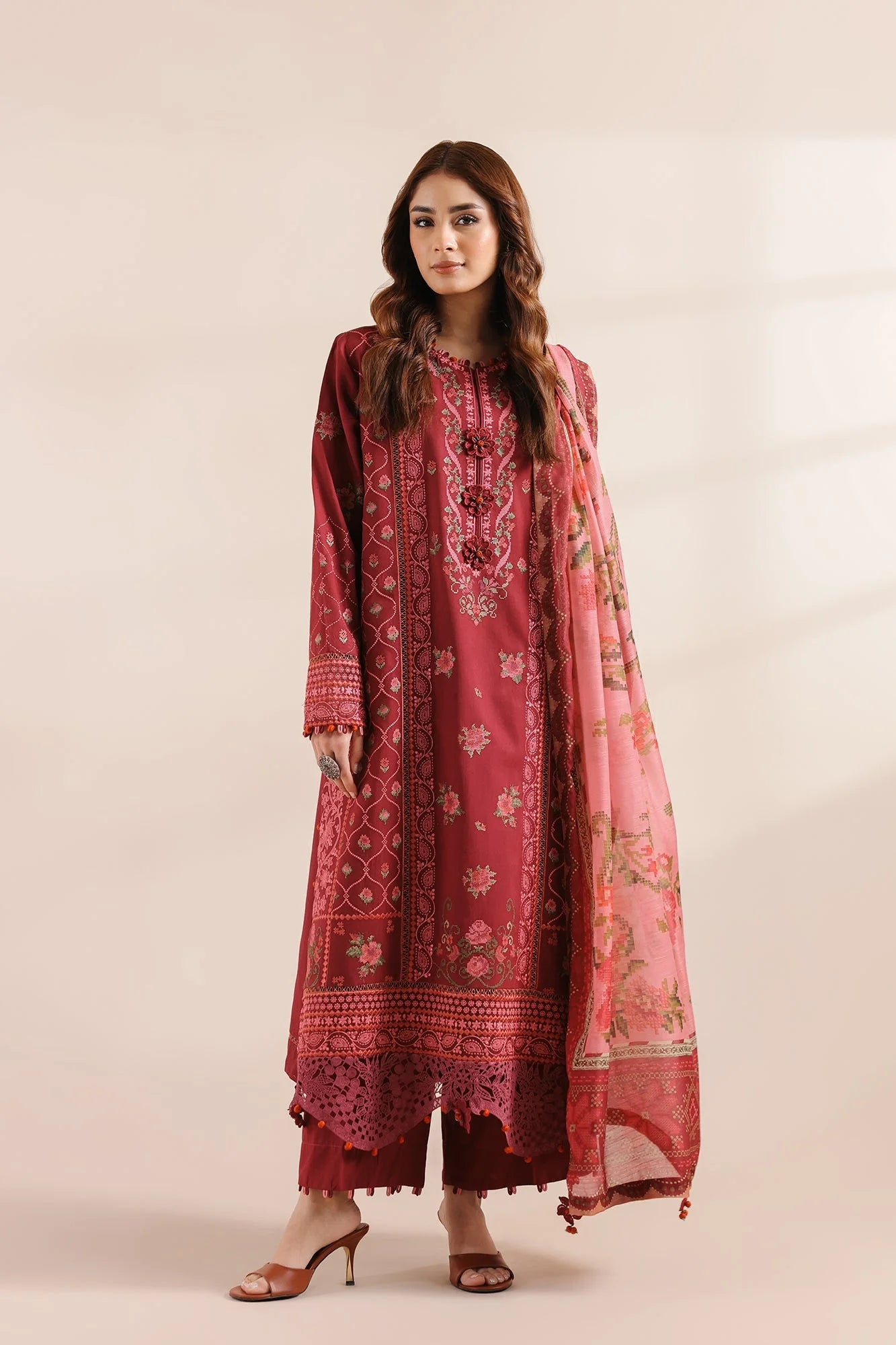 EMBROIDERED SUIT (E0945/203/403)