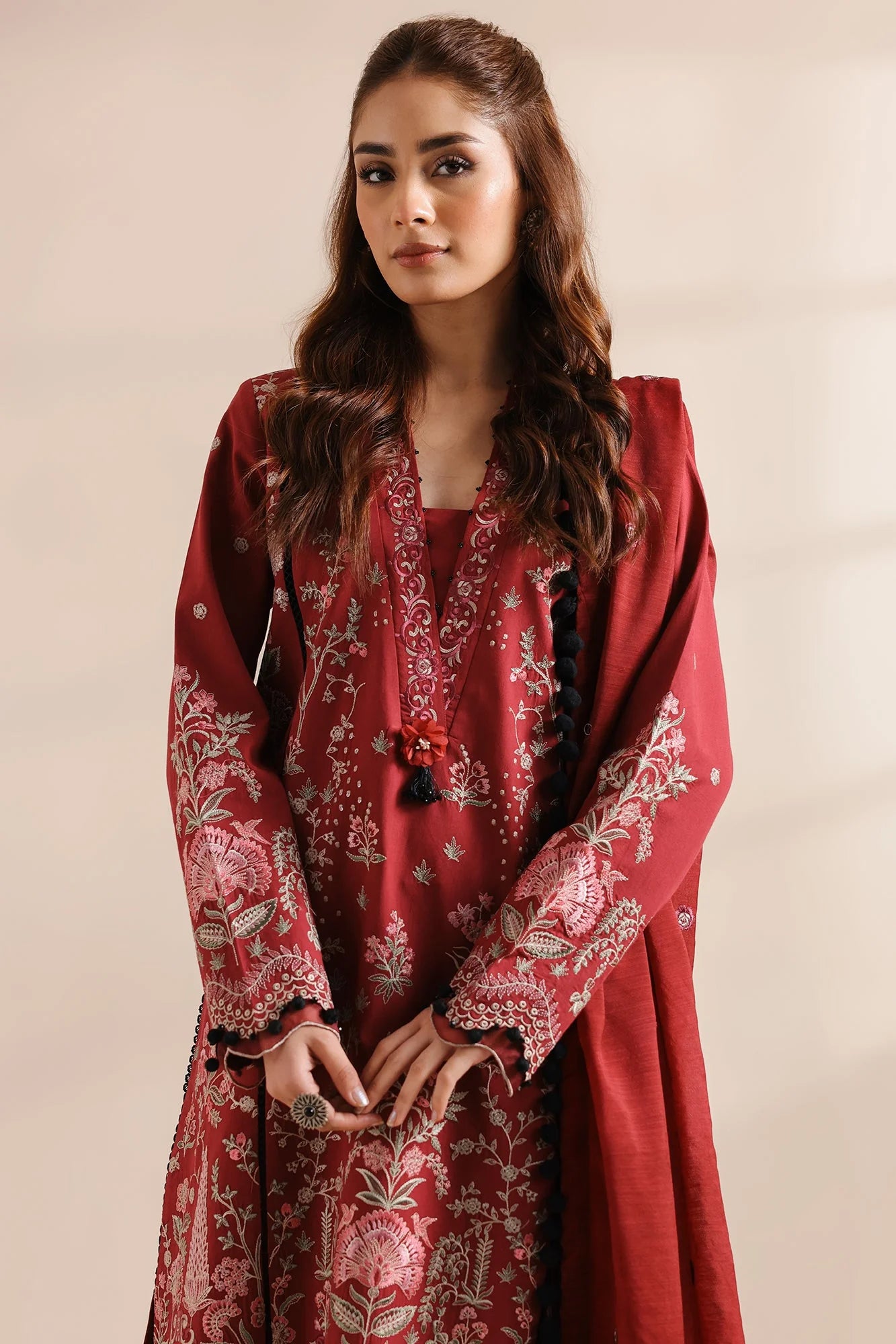 EMBROIDERED SUIT (E0958/203/403)