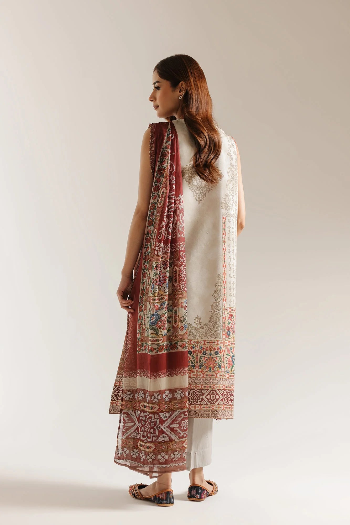 ETHNC EMBROIDERED SUIT (E1000/203/403)