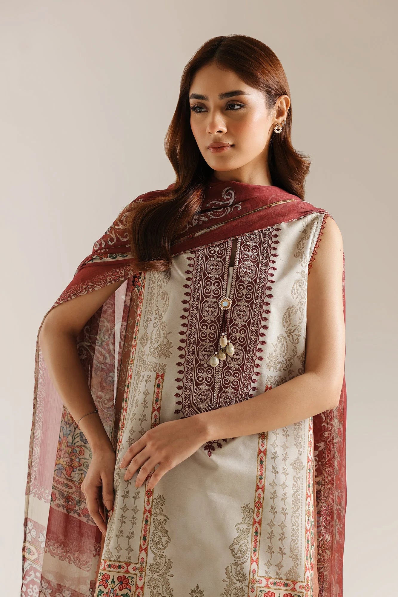 ETHNC EMBROIDERED SUIT (E1000/203/403)