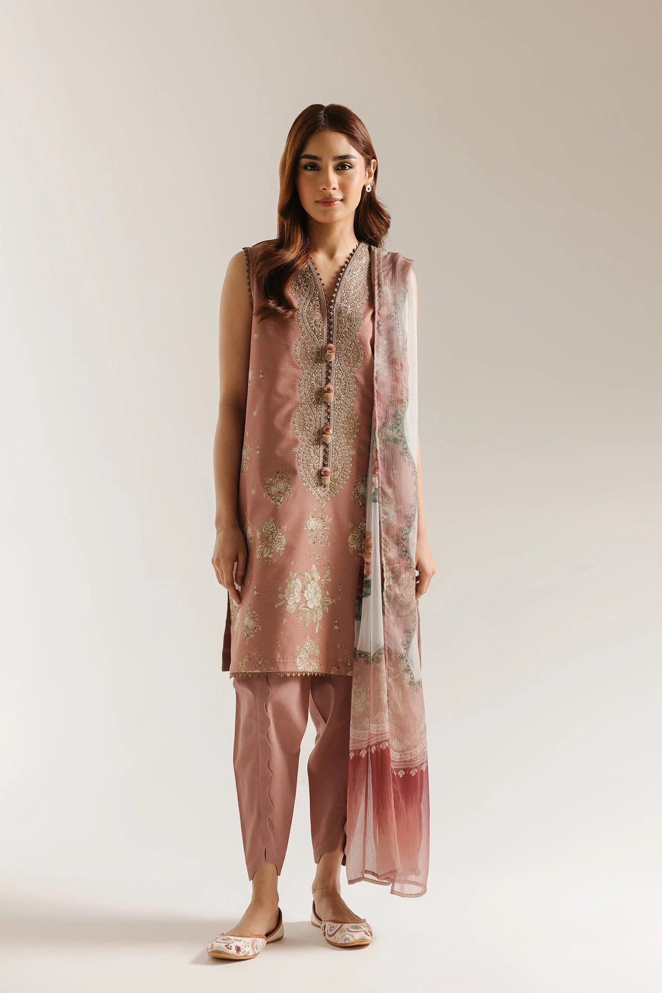 ETHNC EMBROIDERED SUIT (E1005/203/805)