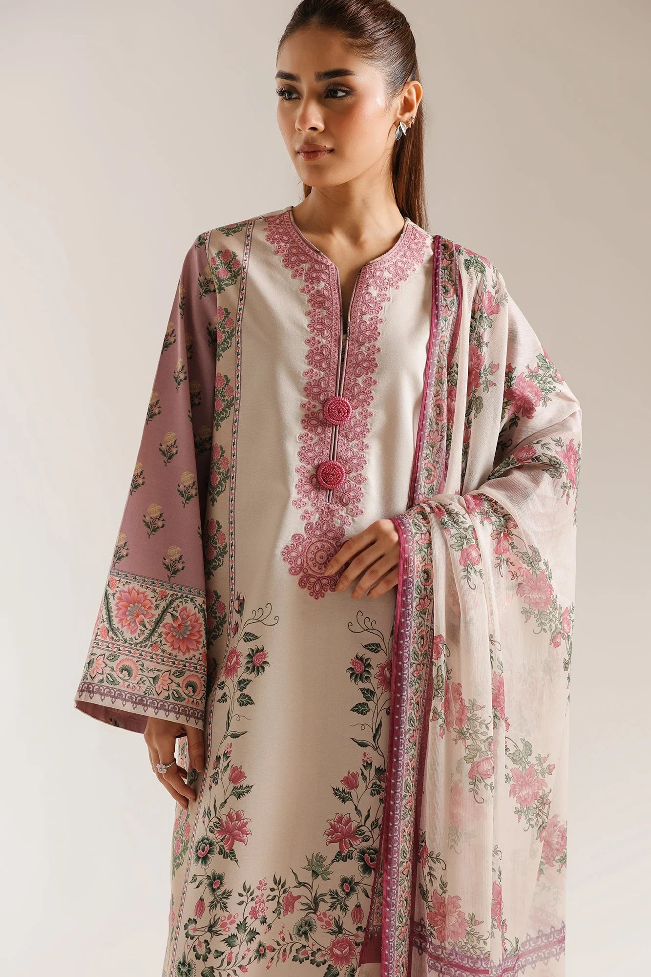 ETHNC EMBROIDERED SUIT (E1008/203/530)