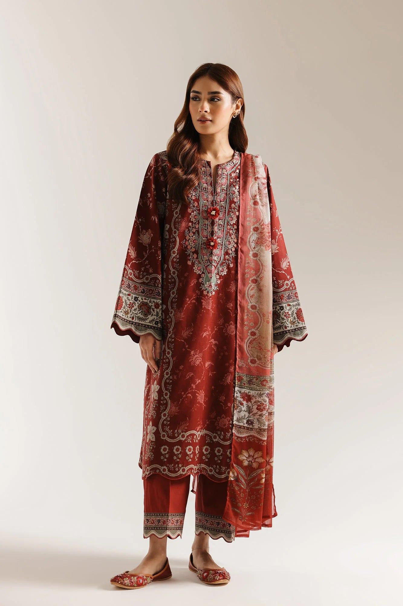 ETHNC EMBROIDERED SUIT (E1013/203/415)