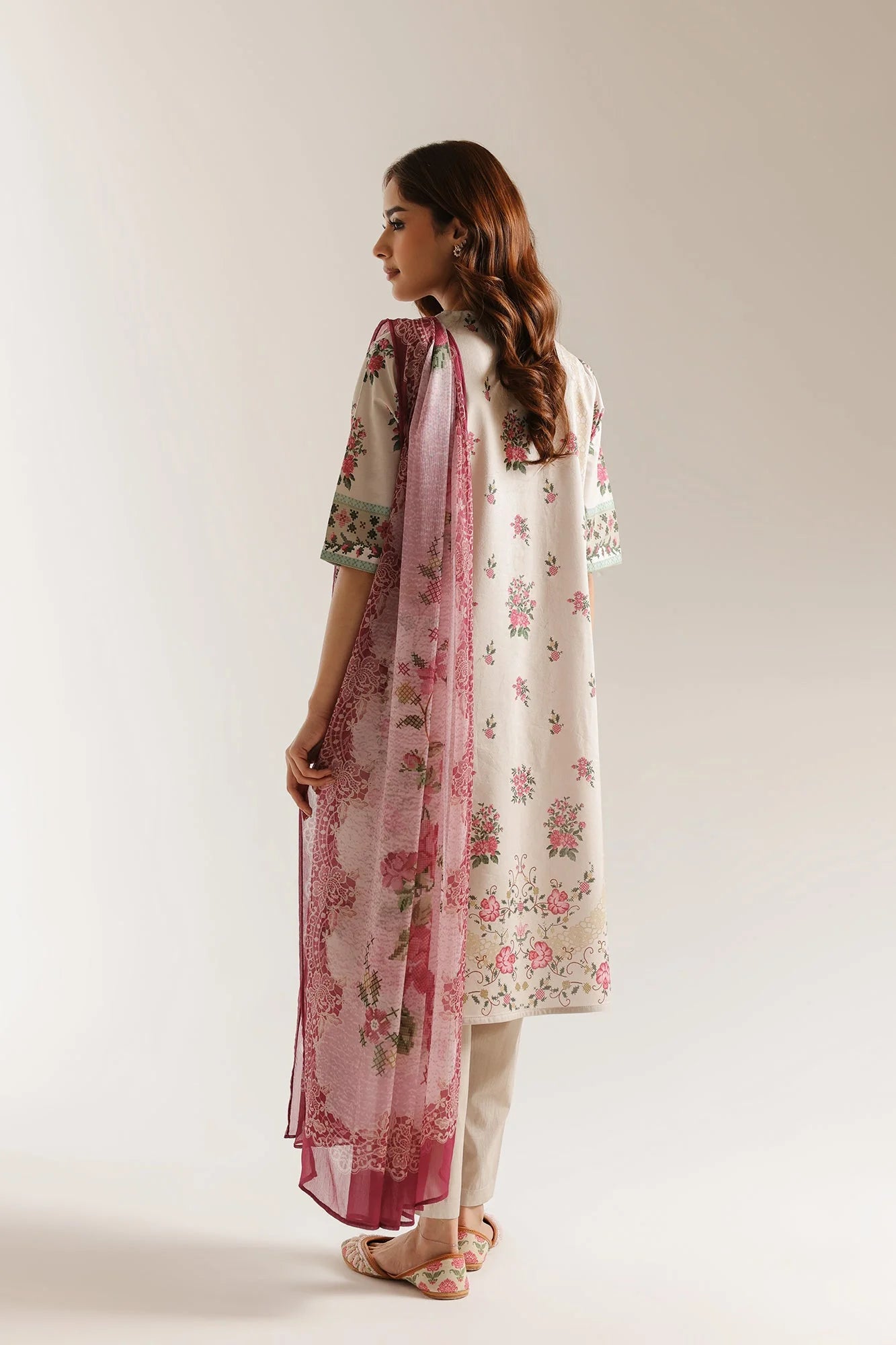 ETHNC EMBROIDERED SUIT (E1015/203/524)