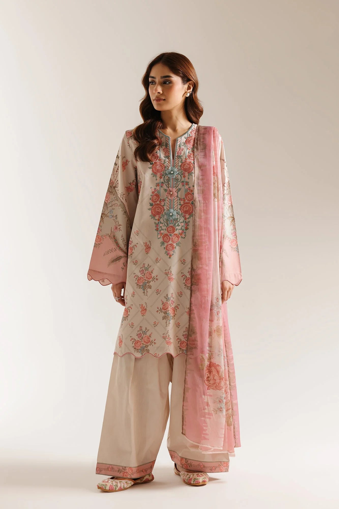 ETHNC EMBROIDERED SUIT (E1018/203/330)