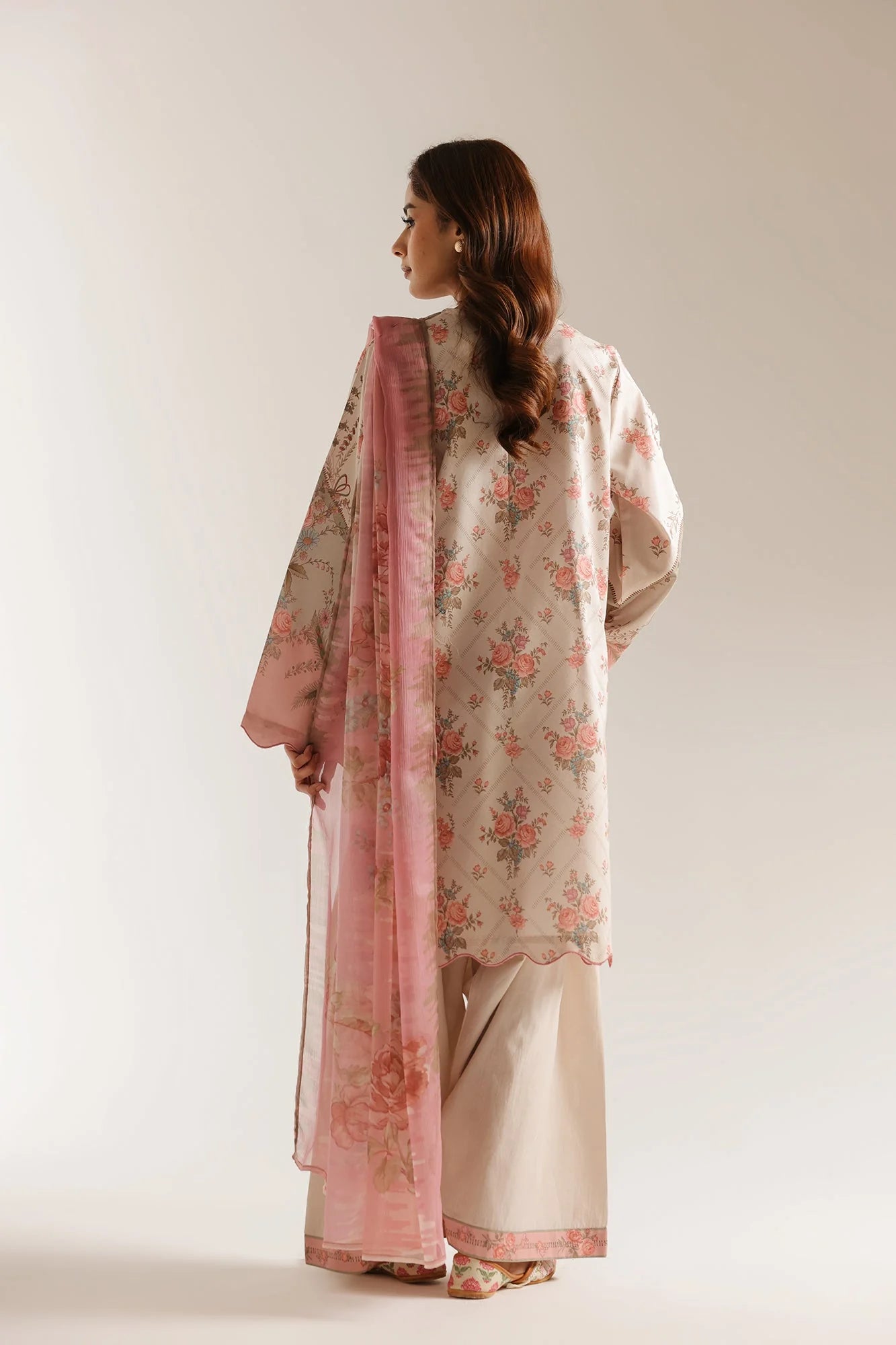 ETHNC EMBROIDERED SUIT (E1018/203/330)