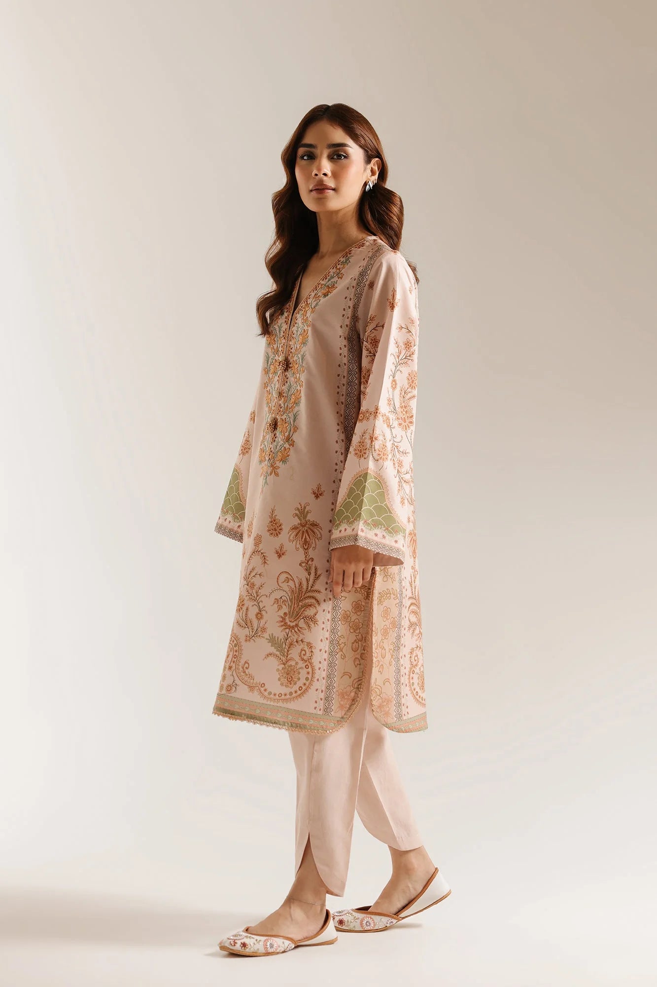 ETHNC EMBROIDERED SUIT (E1019/203/814)