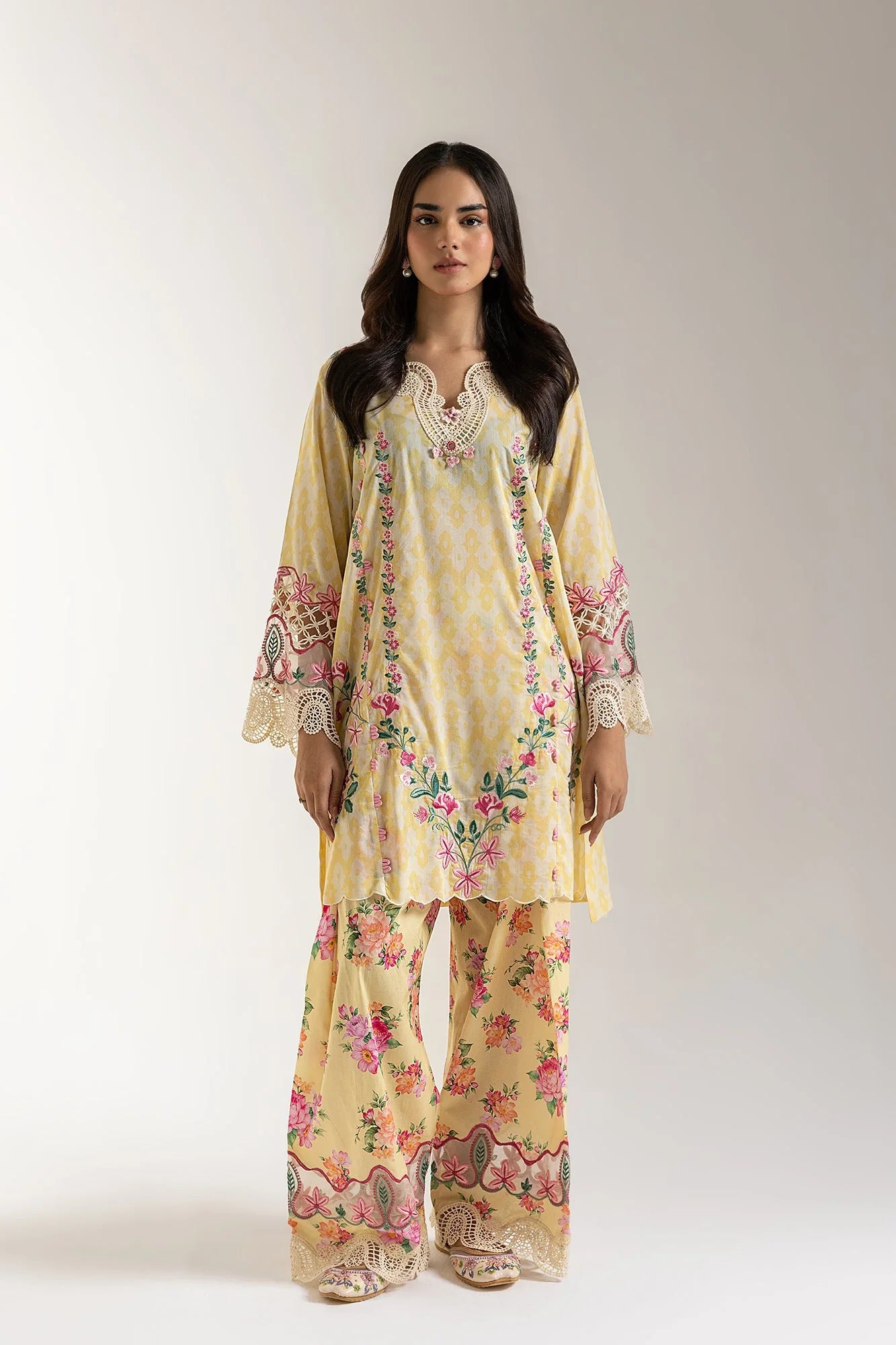 EMBROIDERED SUIT E3266/103/101 | Ethnc