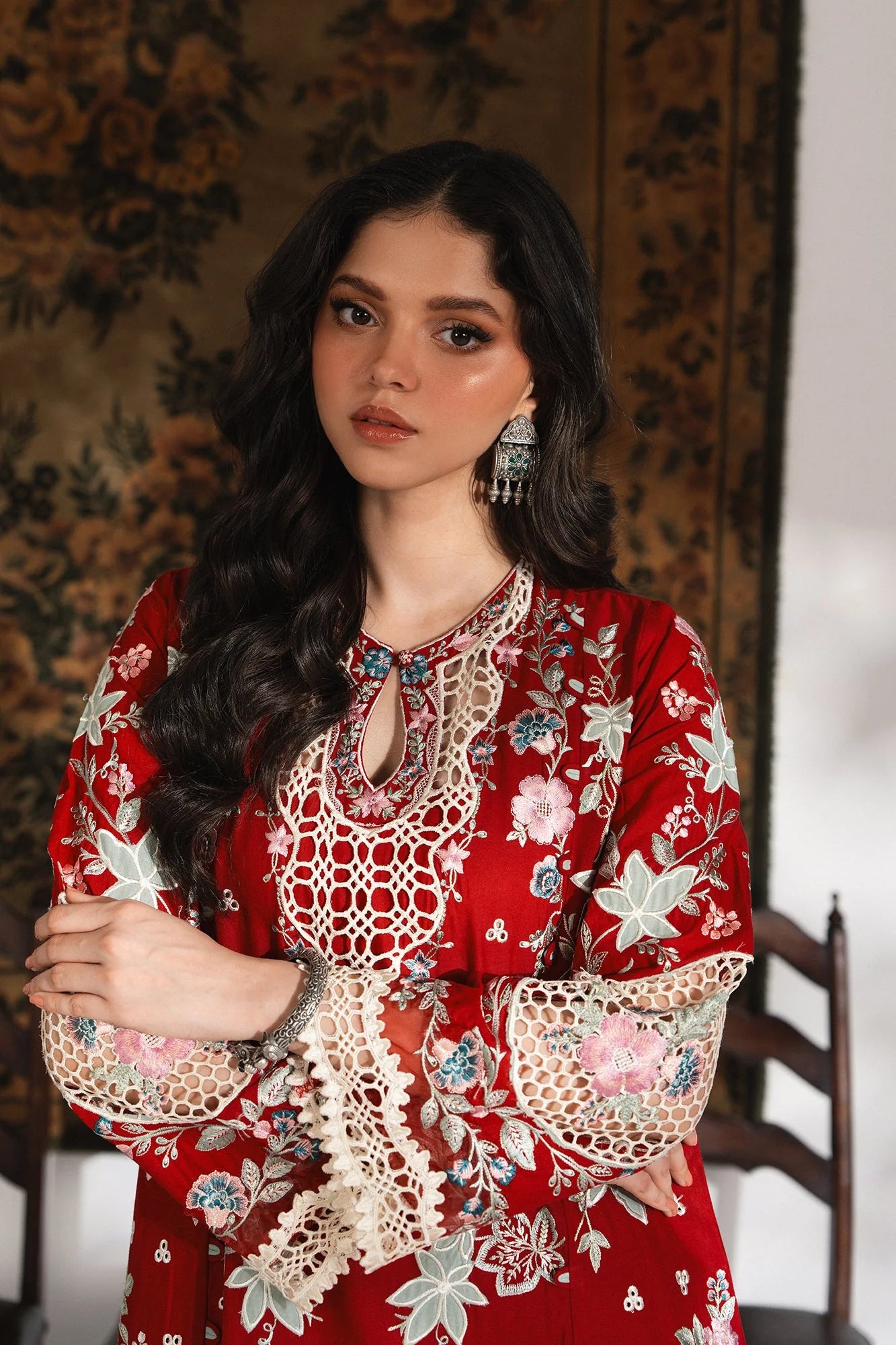 Ethnc Campaign Floral Charm HS'25 Drop-06 - E3315/103/416