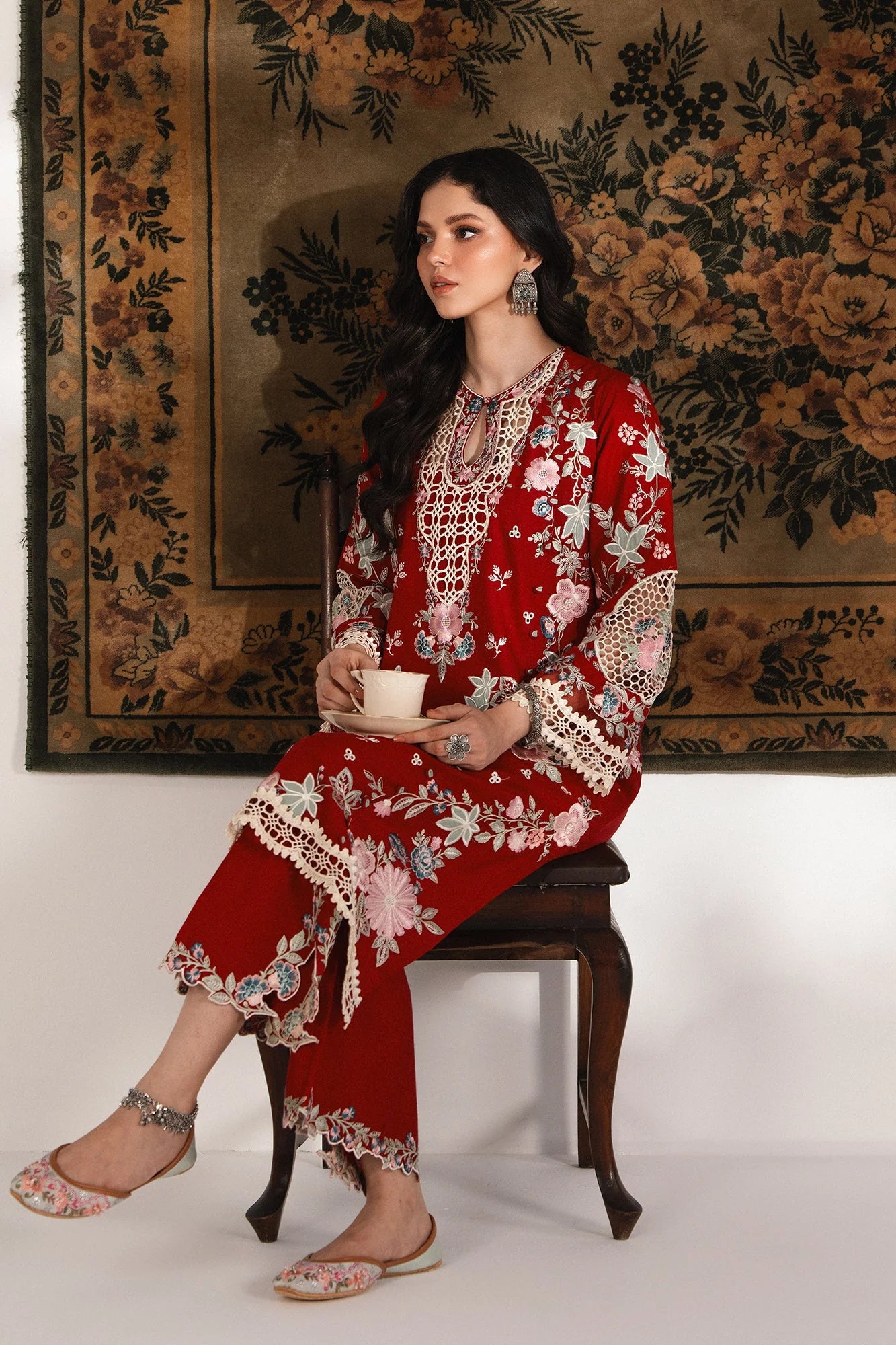 Ethnc Campaign Floral Charm HS'25 Drop-06 - E3315/103/416