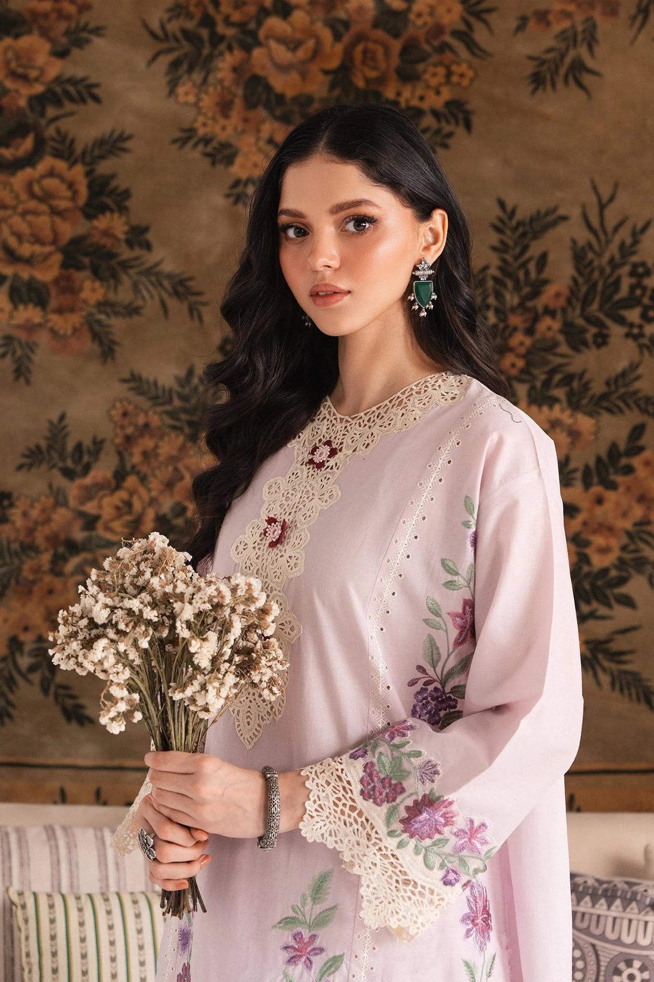 Ethnc Campaign Floral Charm HS'25 Drop-06 - E3332/103/514