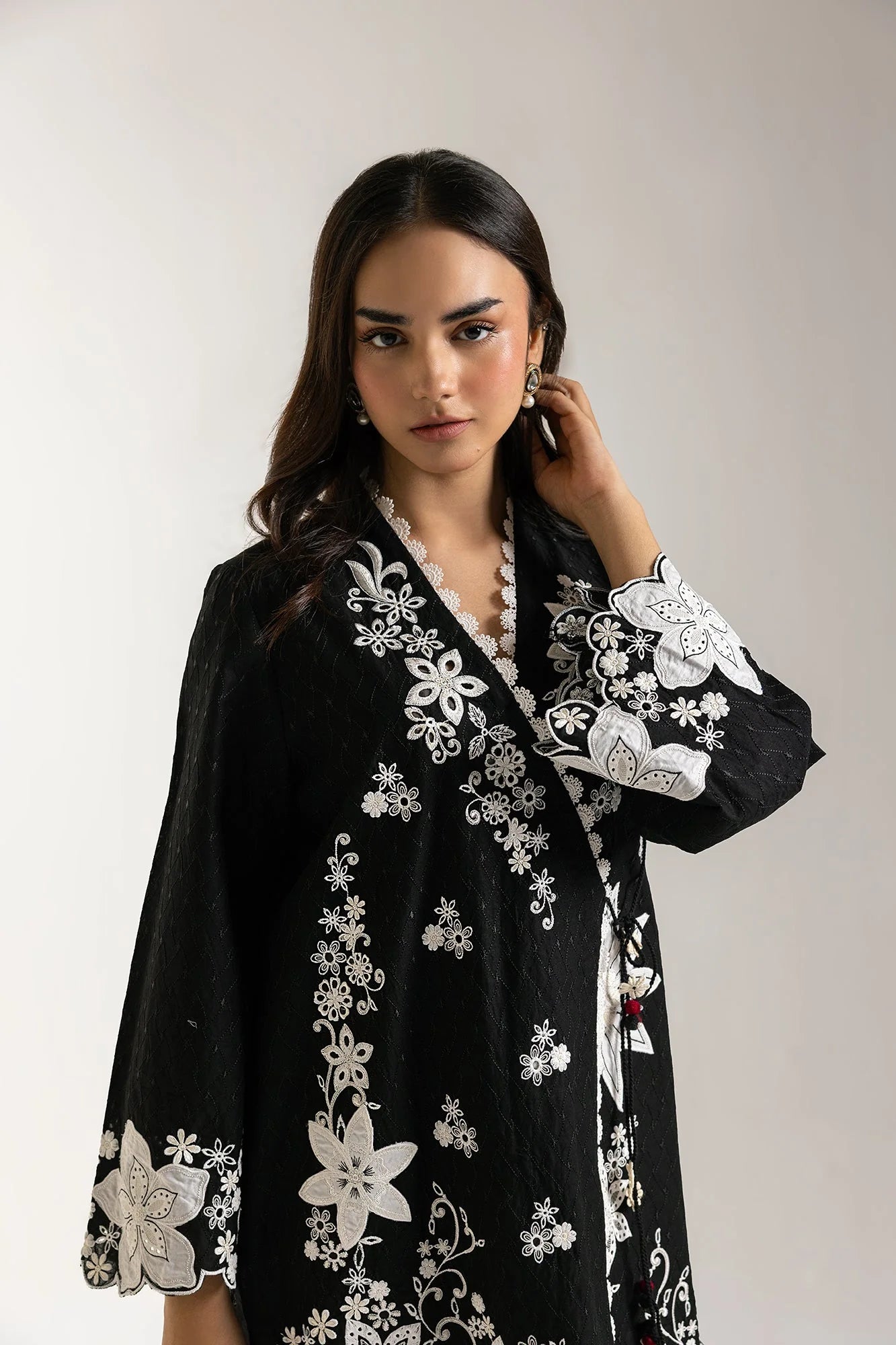 ETHNC EMBROIDERED SUIT (E3391/103/902)