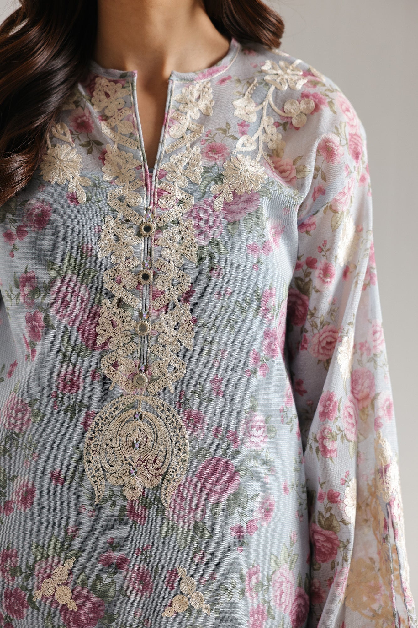 EMBROIDERED SUIT (E4000/103/636)