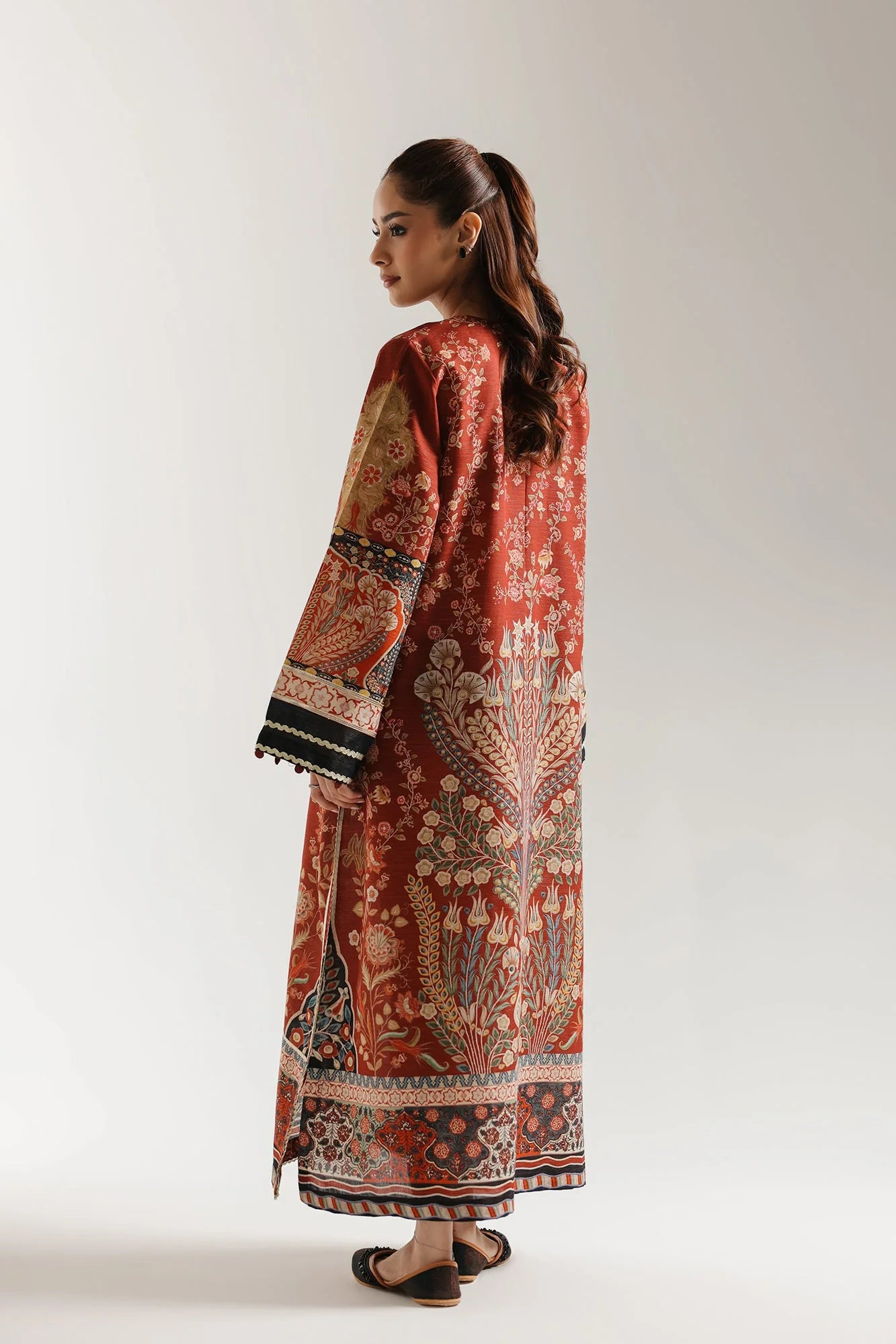 EMBROIDERED KAFTAN (E4015/103/305)