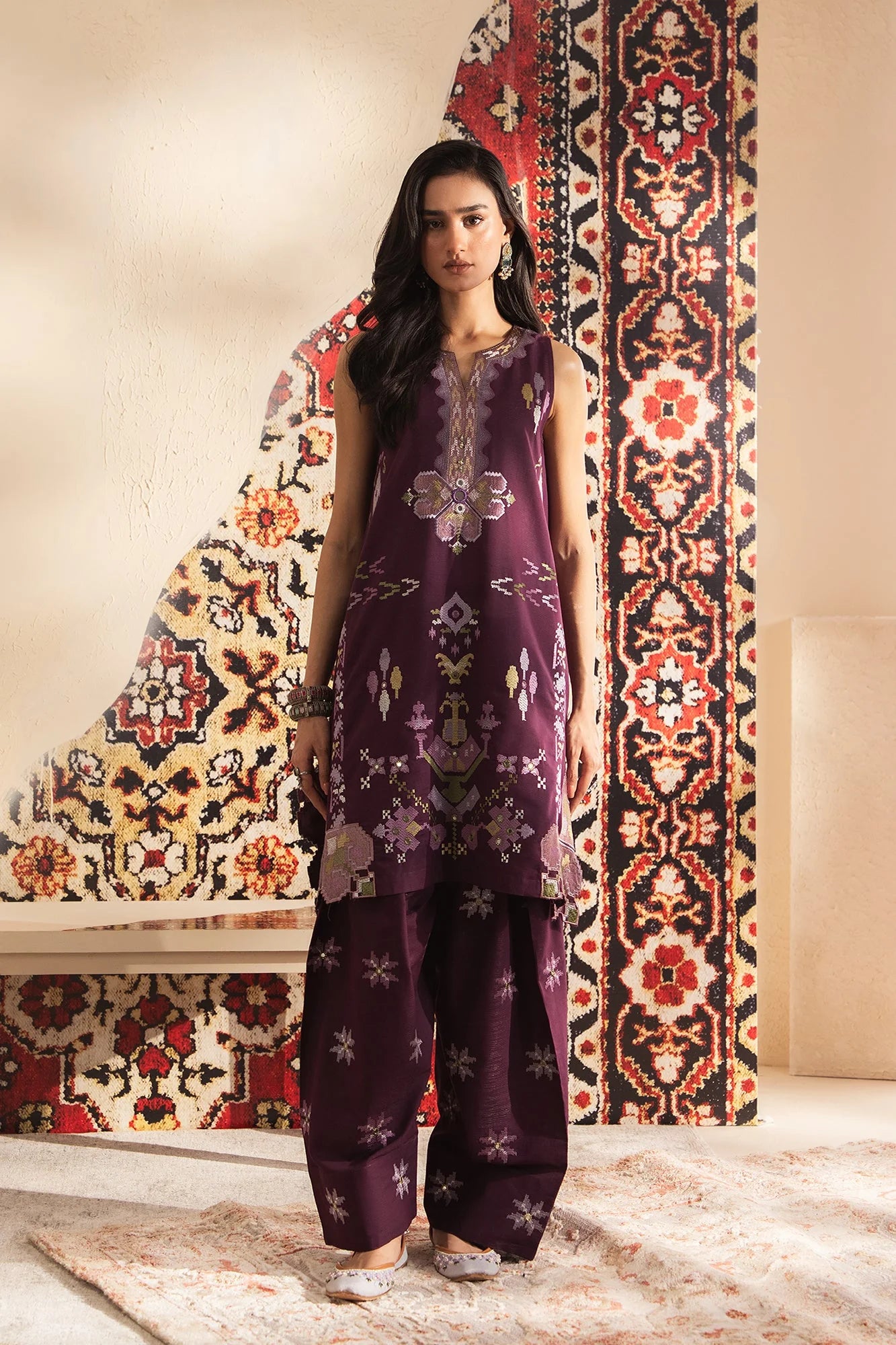 ETHNC EMBROIDERED SUIT (E4029/103/403)