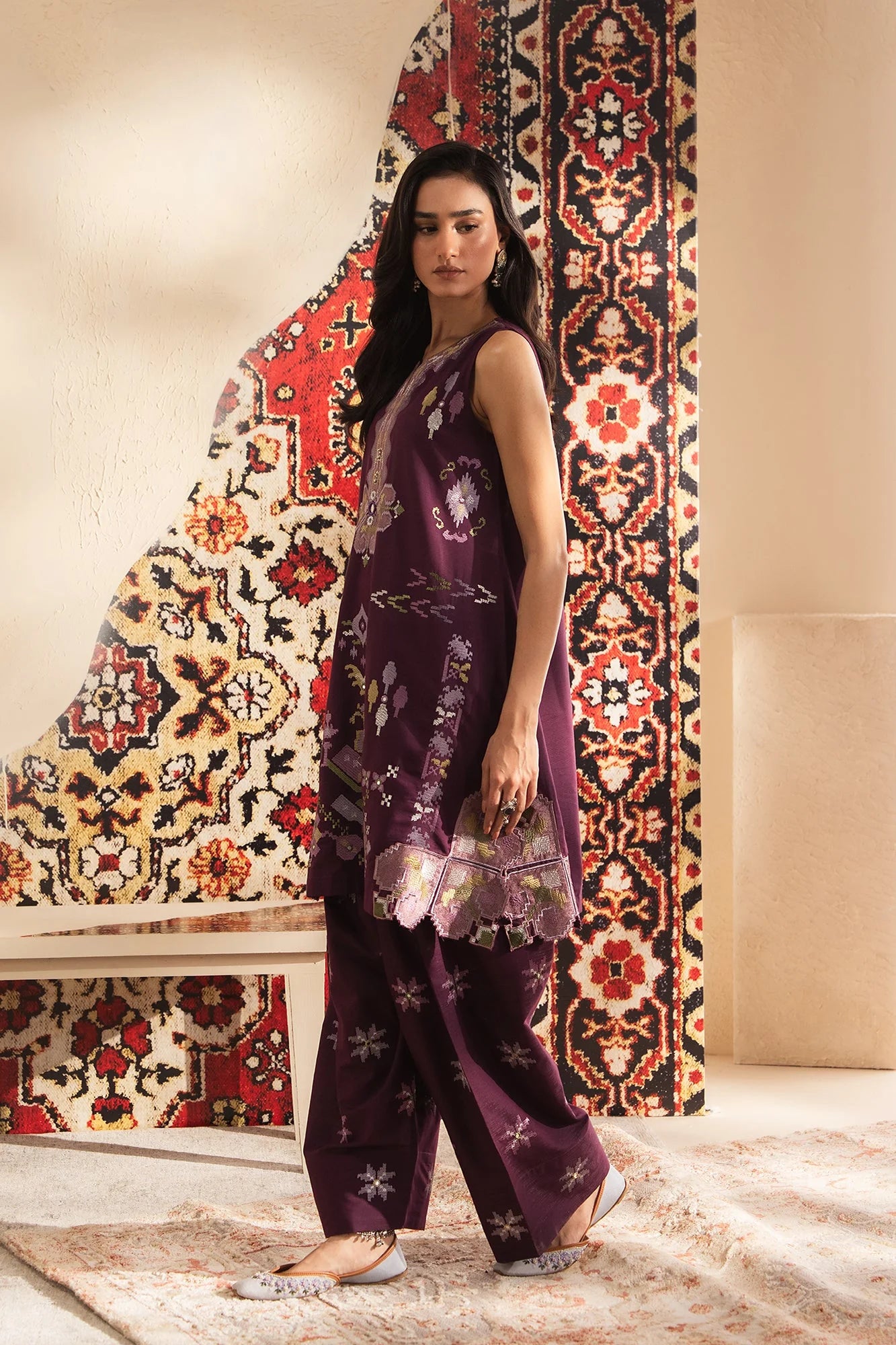 ETHNC EMBROIDERED SUIT (E4029/103/403)