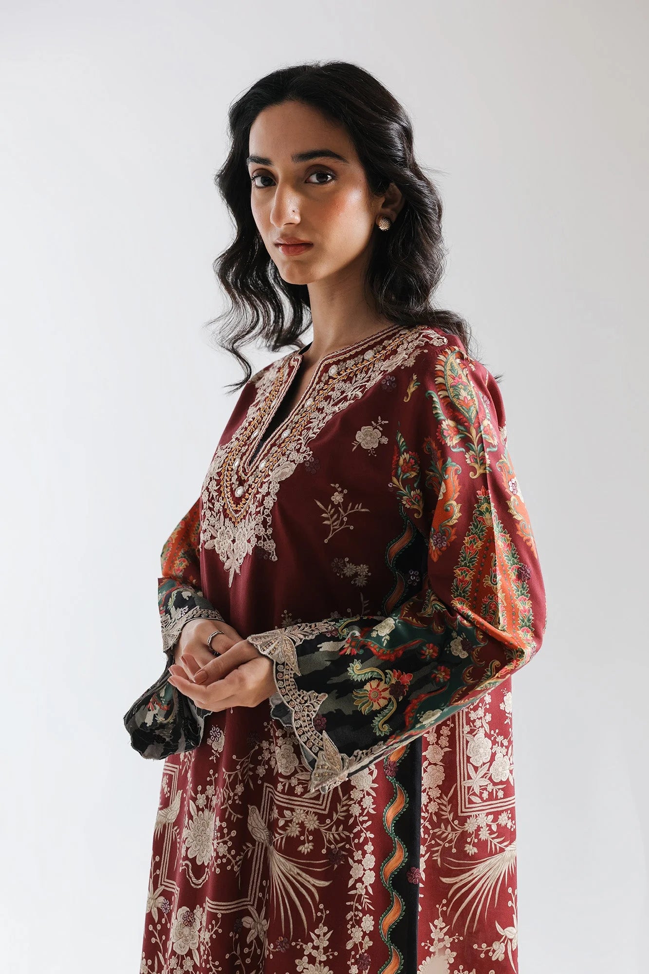 EMBROIDERED KAFTAN (E4033/103/414)
