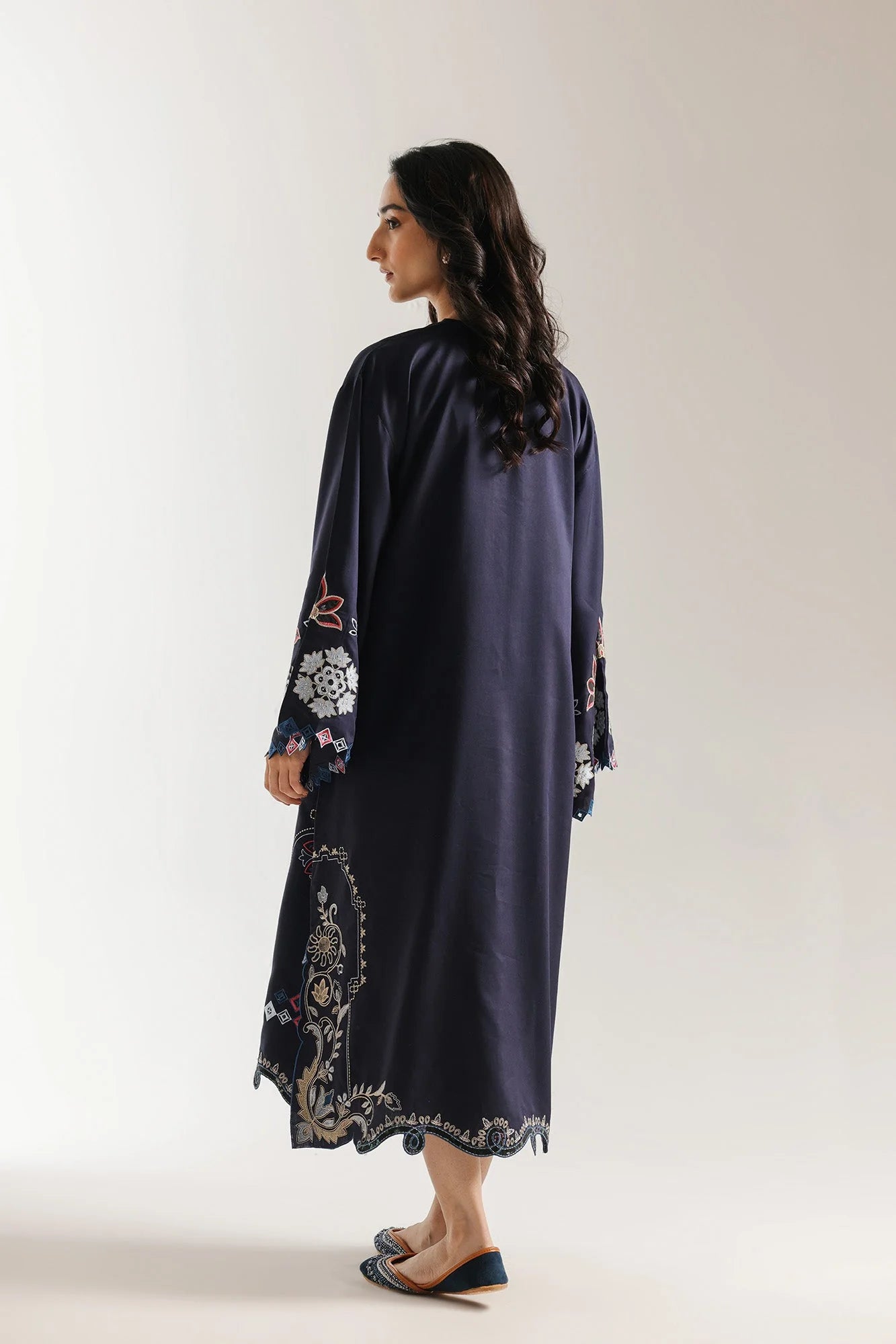 EMBROIDERED SHIRT (E4040/103/618)